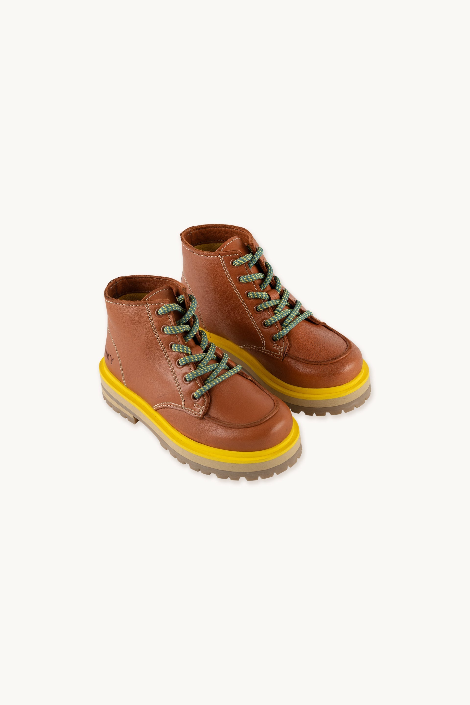 LACE-UP LEATHER BOOTS
