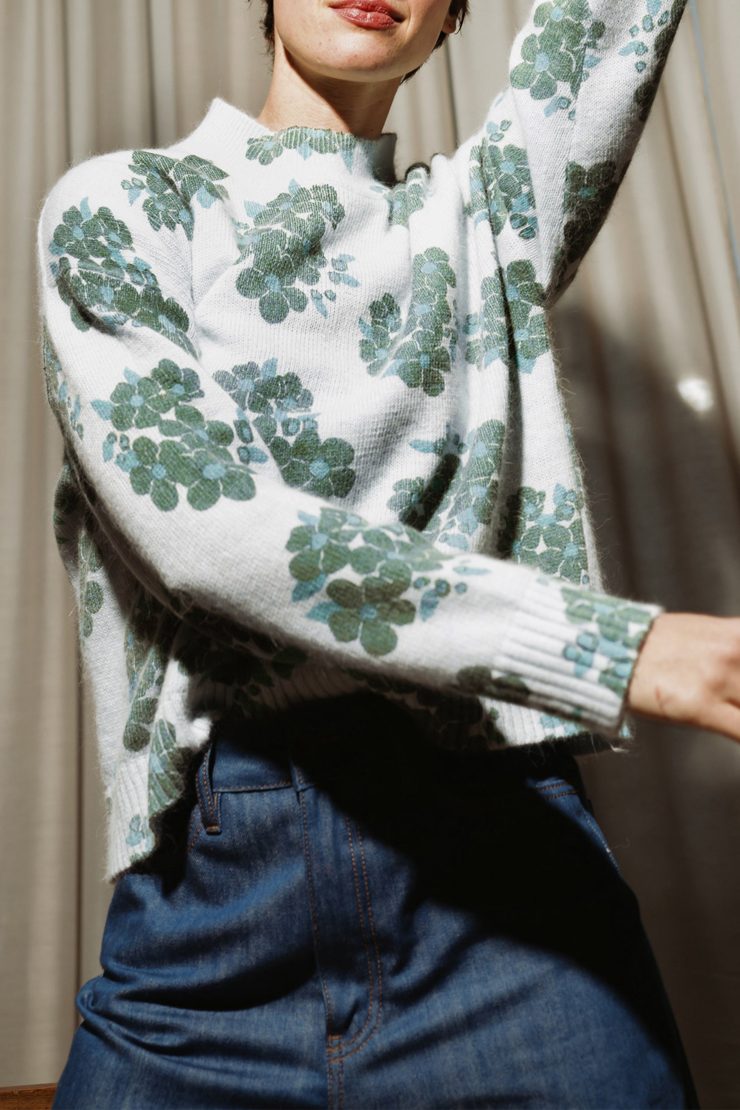 LUCILE FLOWERS SWEATER