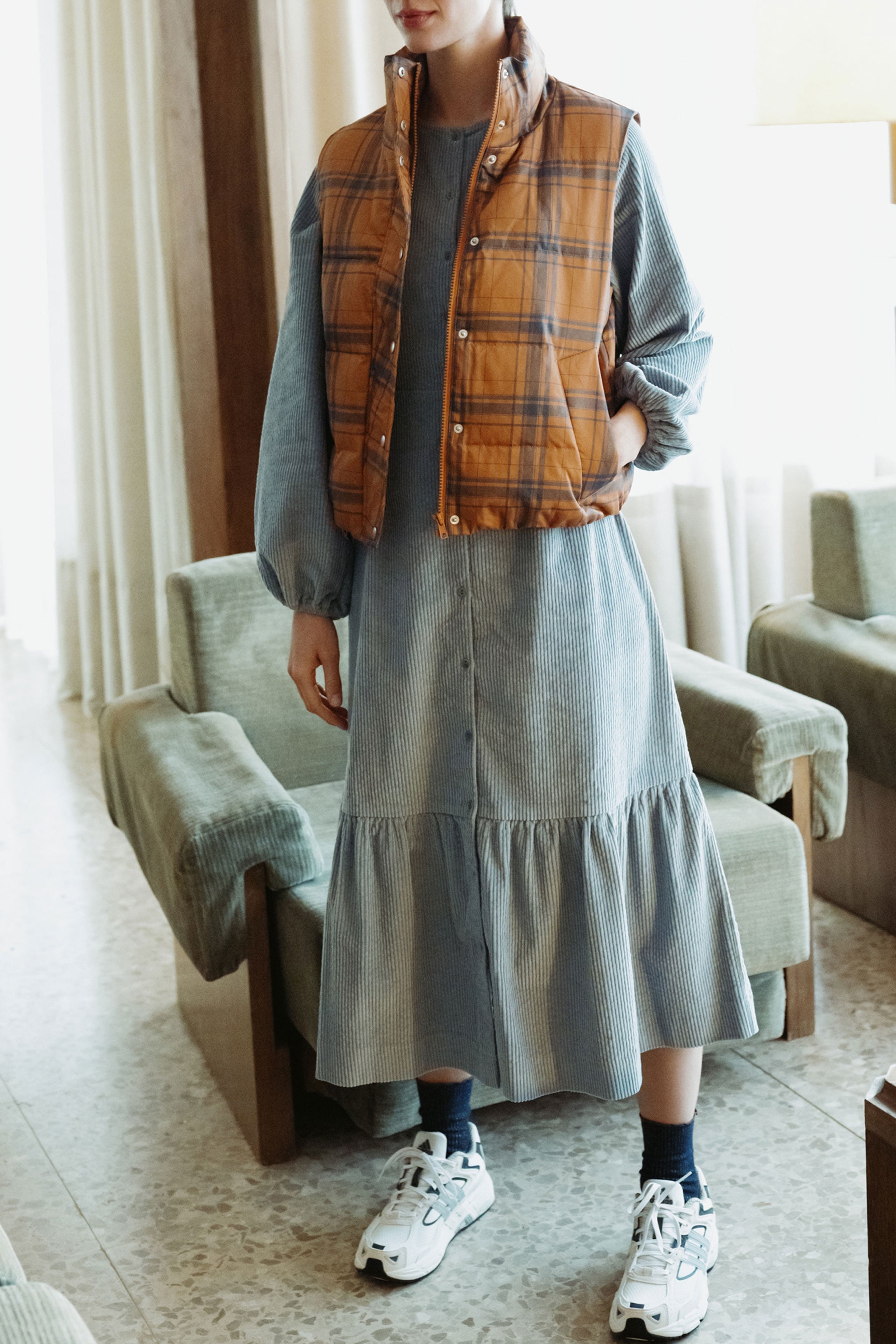 CHECK DOWN VEST