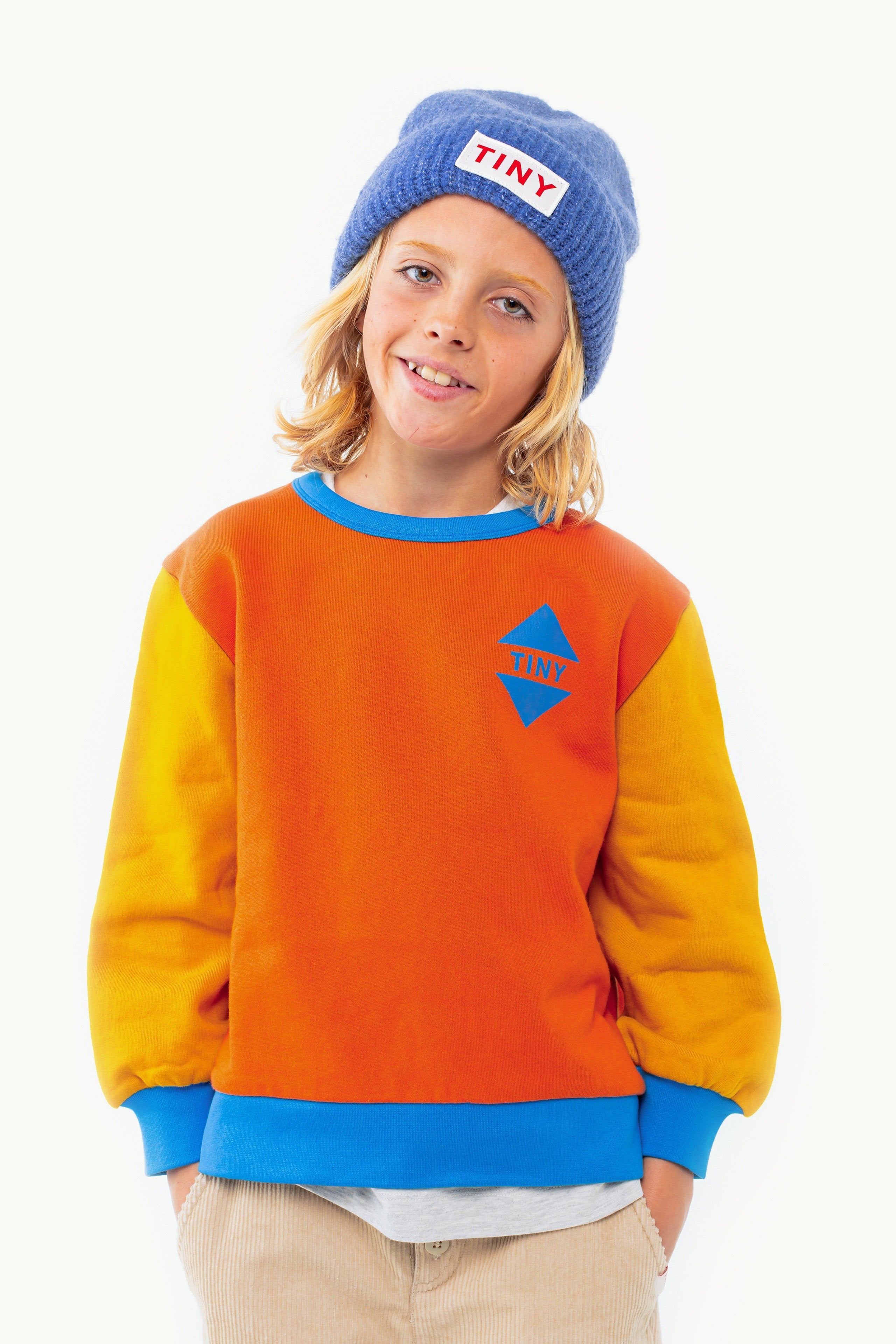 COLOR BLOCK SWEATSHIRT
