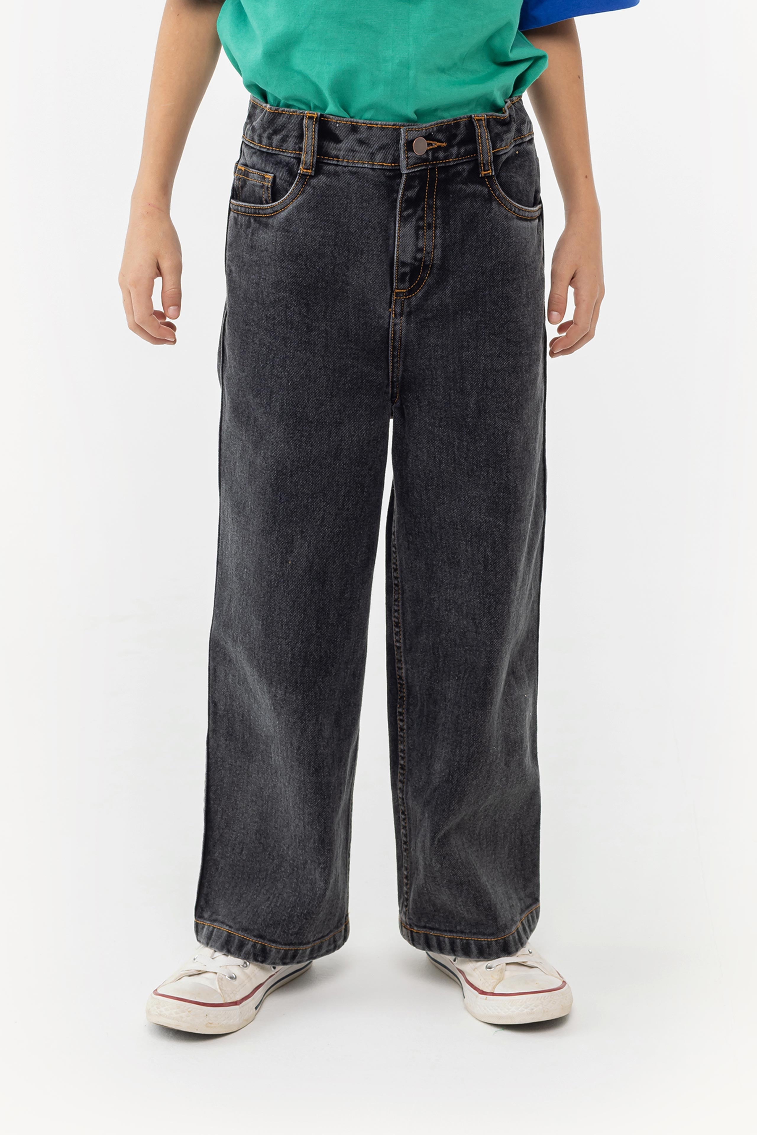 STRAIGHT JEANS