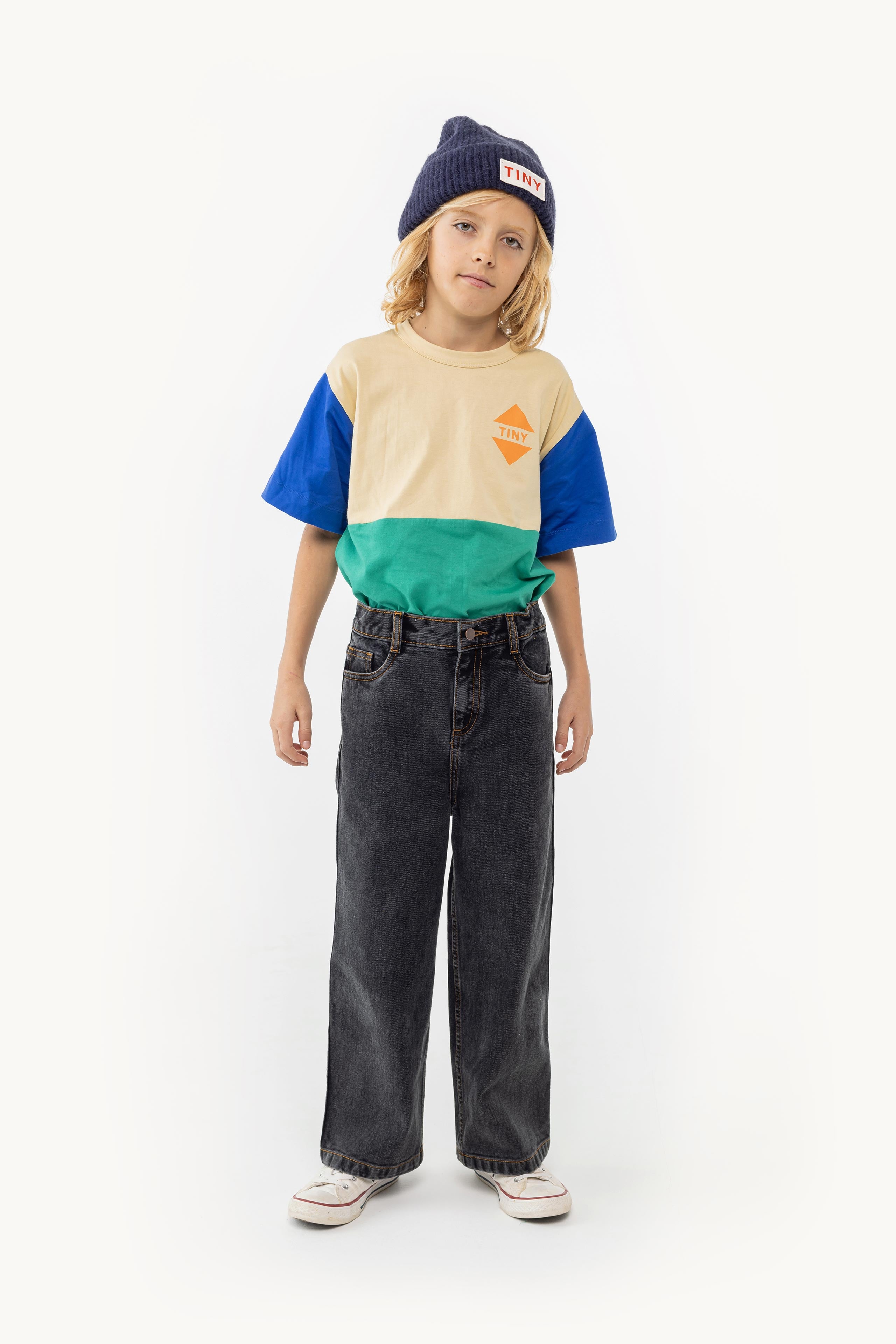 STRAIGHT JEANS