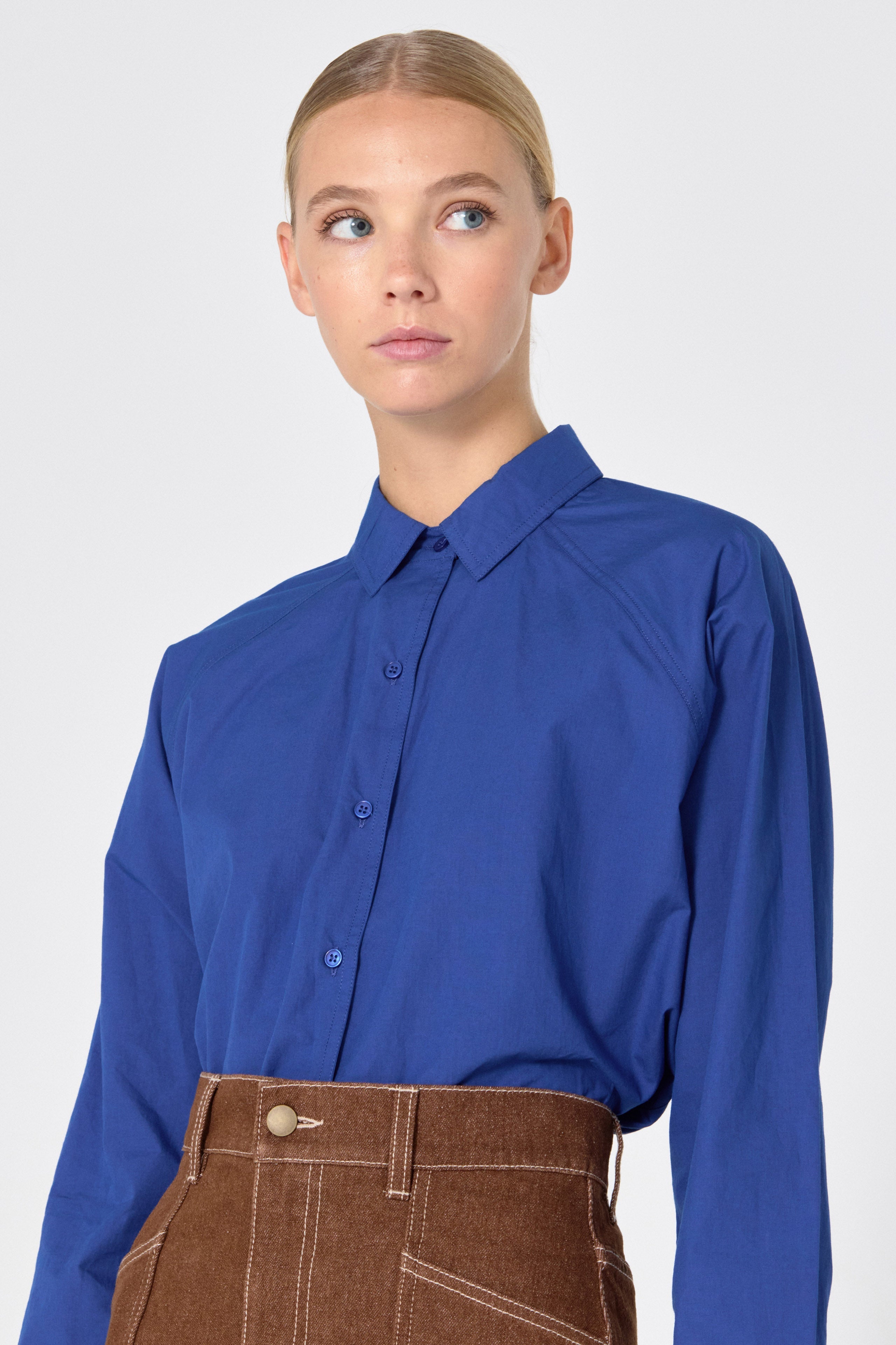 RAGLAN SLEEVE SHIRT