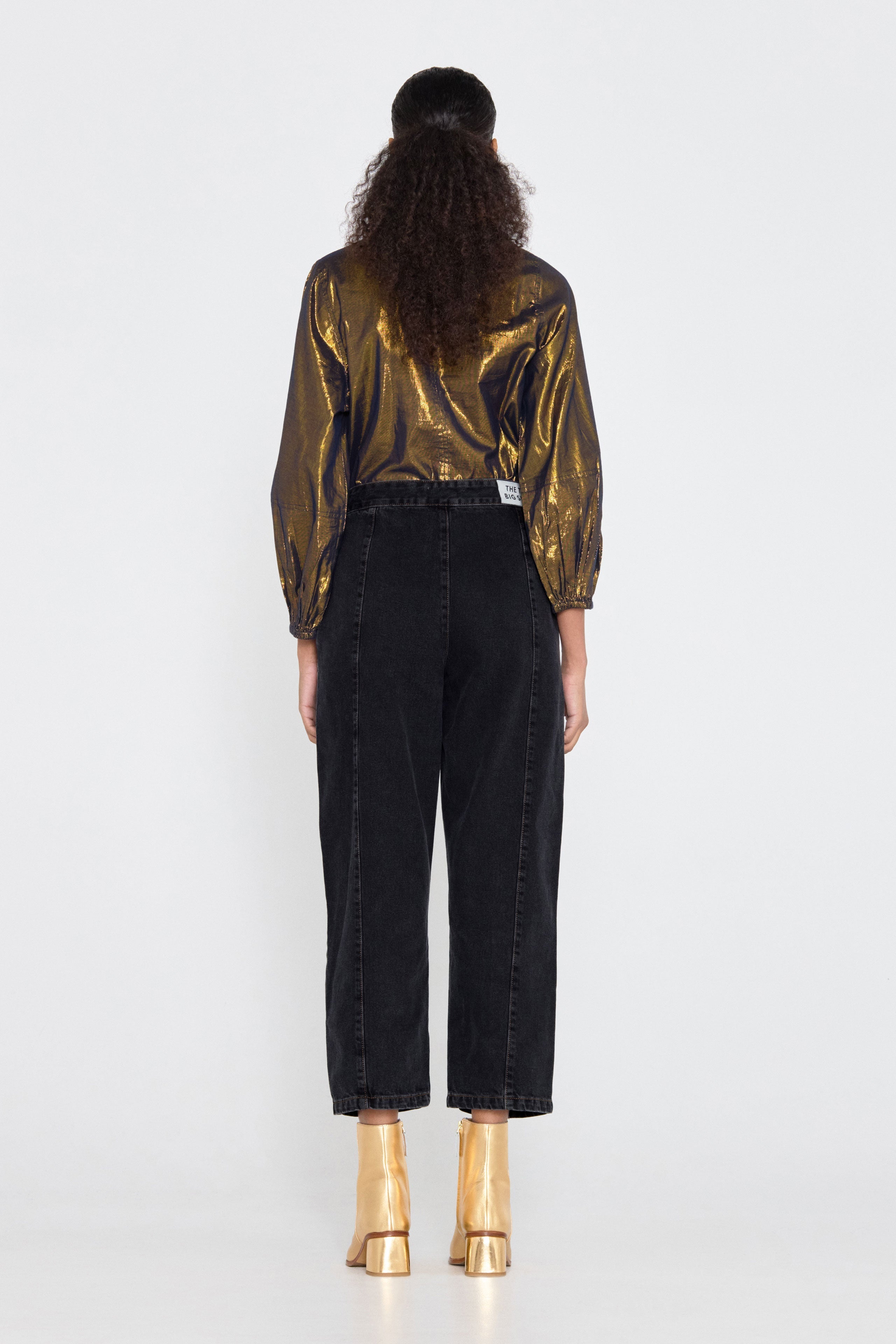 PANTALÓN DENIM BOTONES