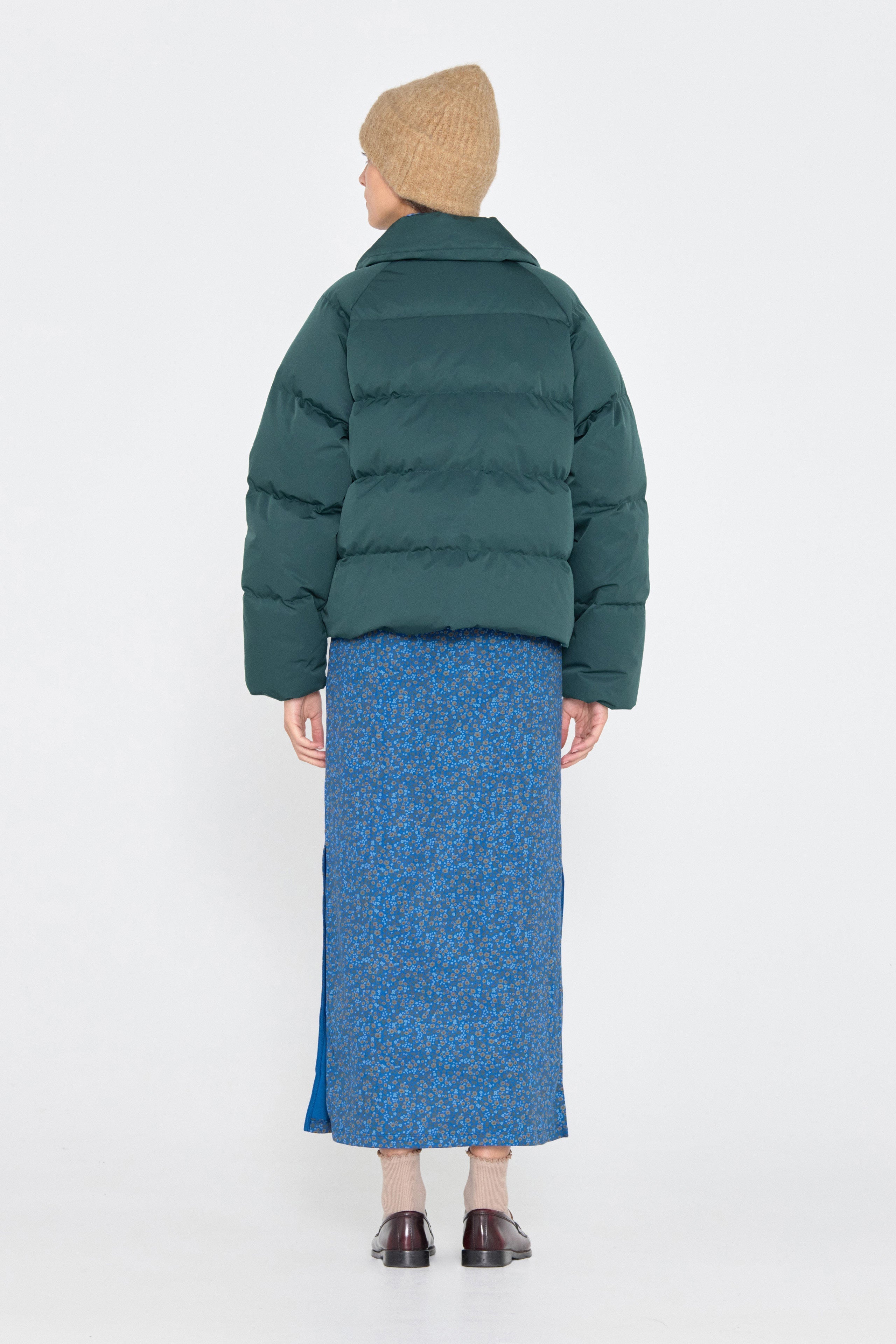 SHORT DAUNENJACKE