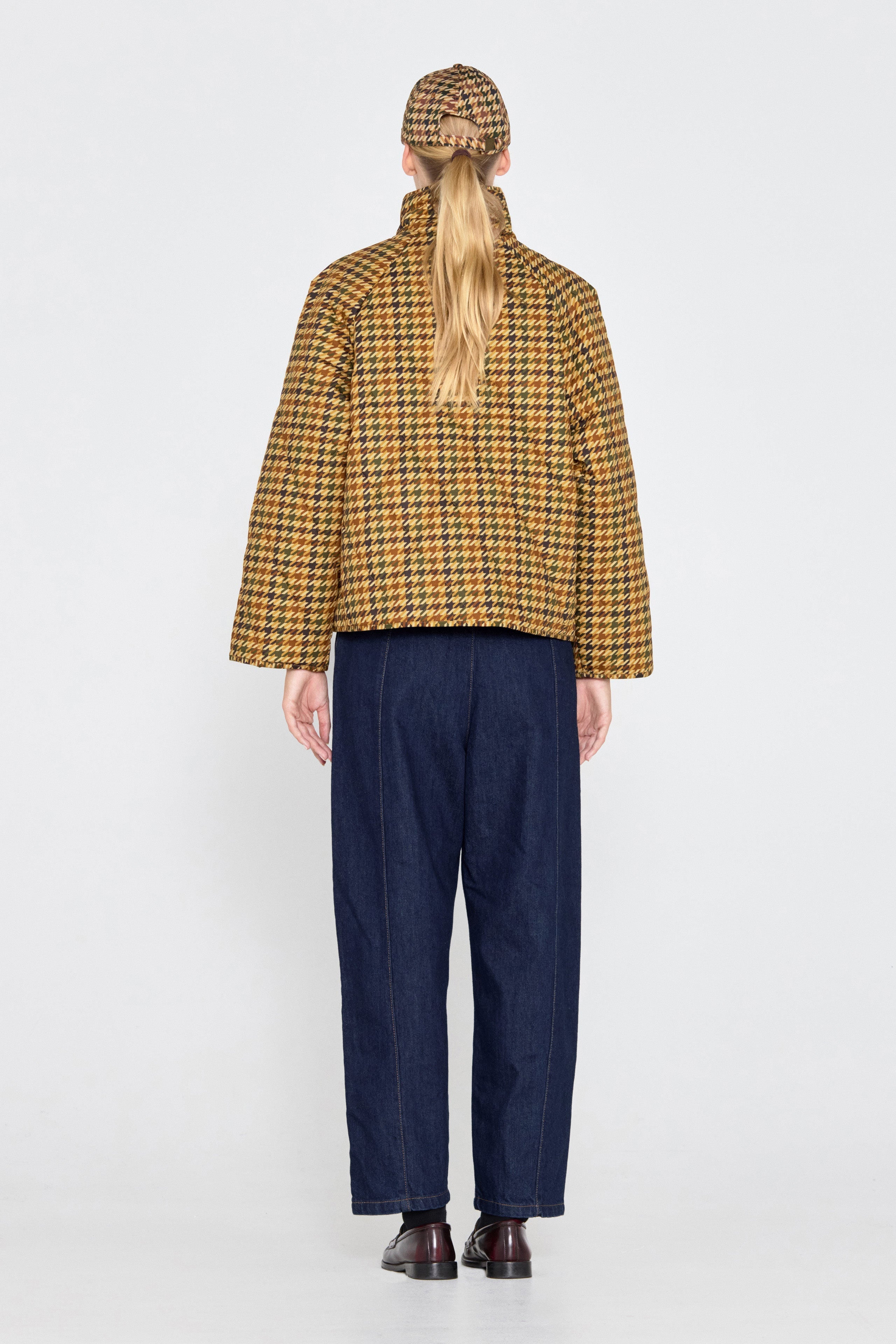 SHORT QUILTED JACKET