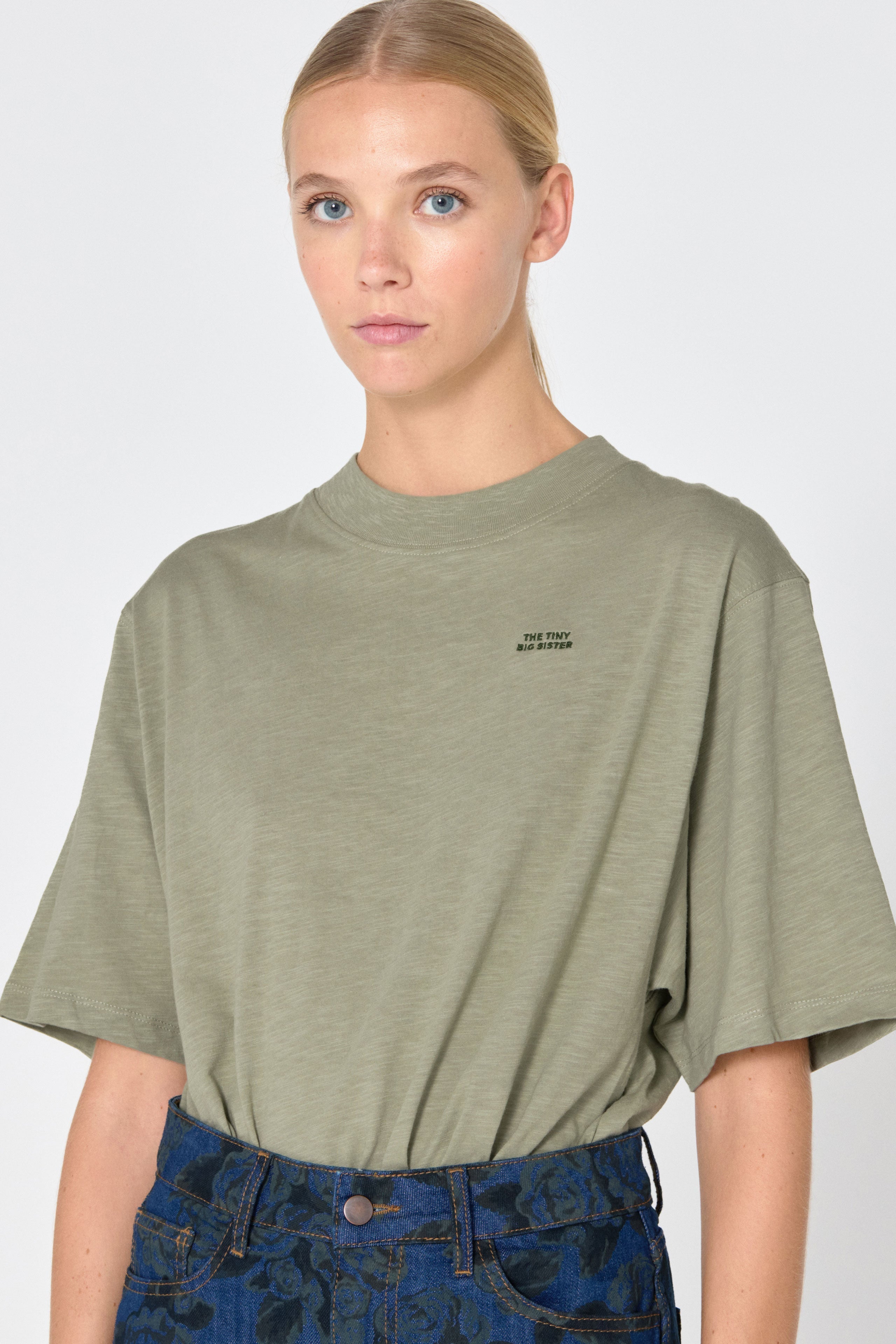 BASIC RELAXED TEE