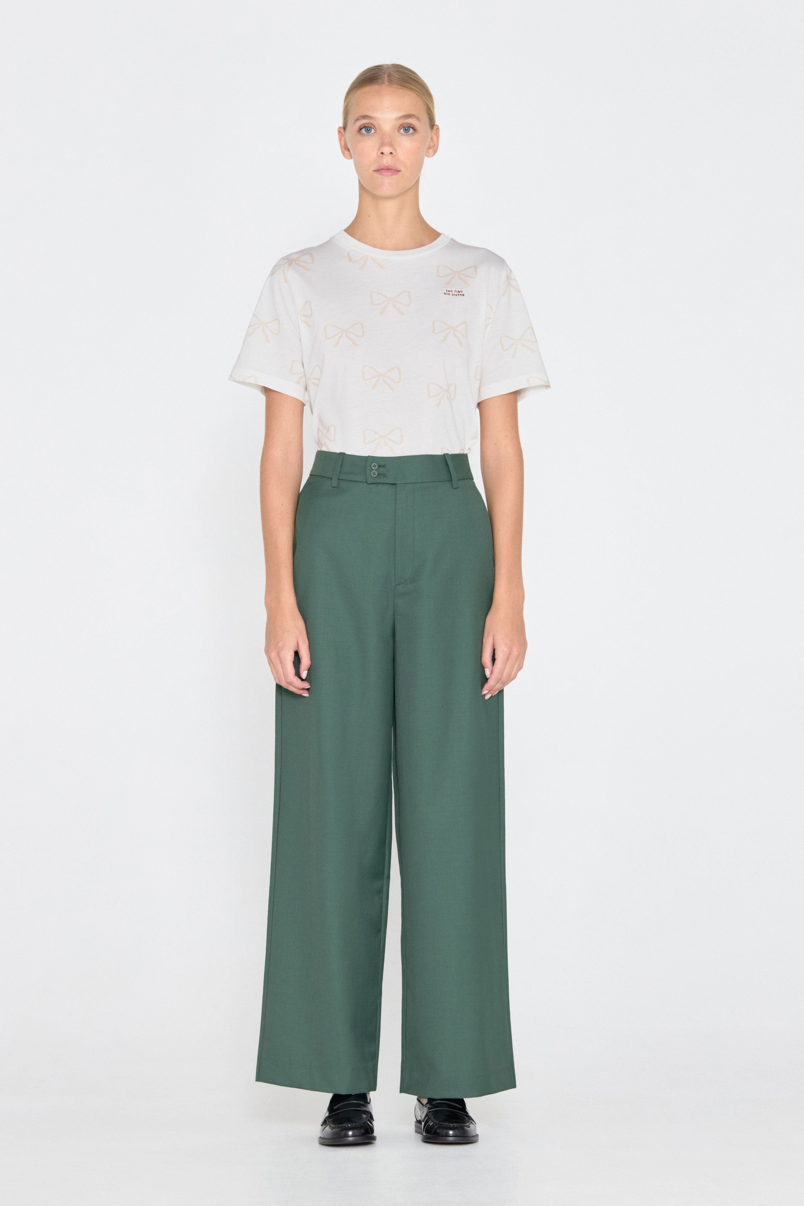 BOWS TEE