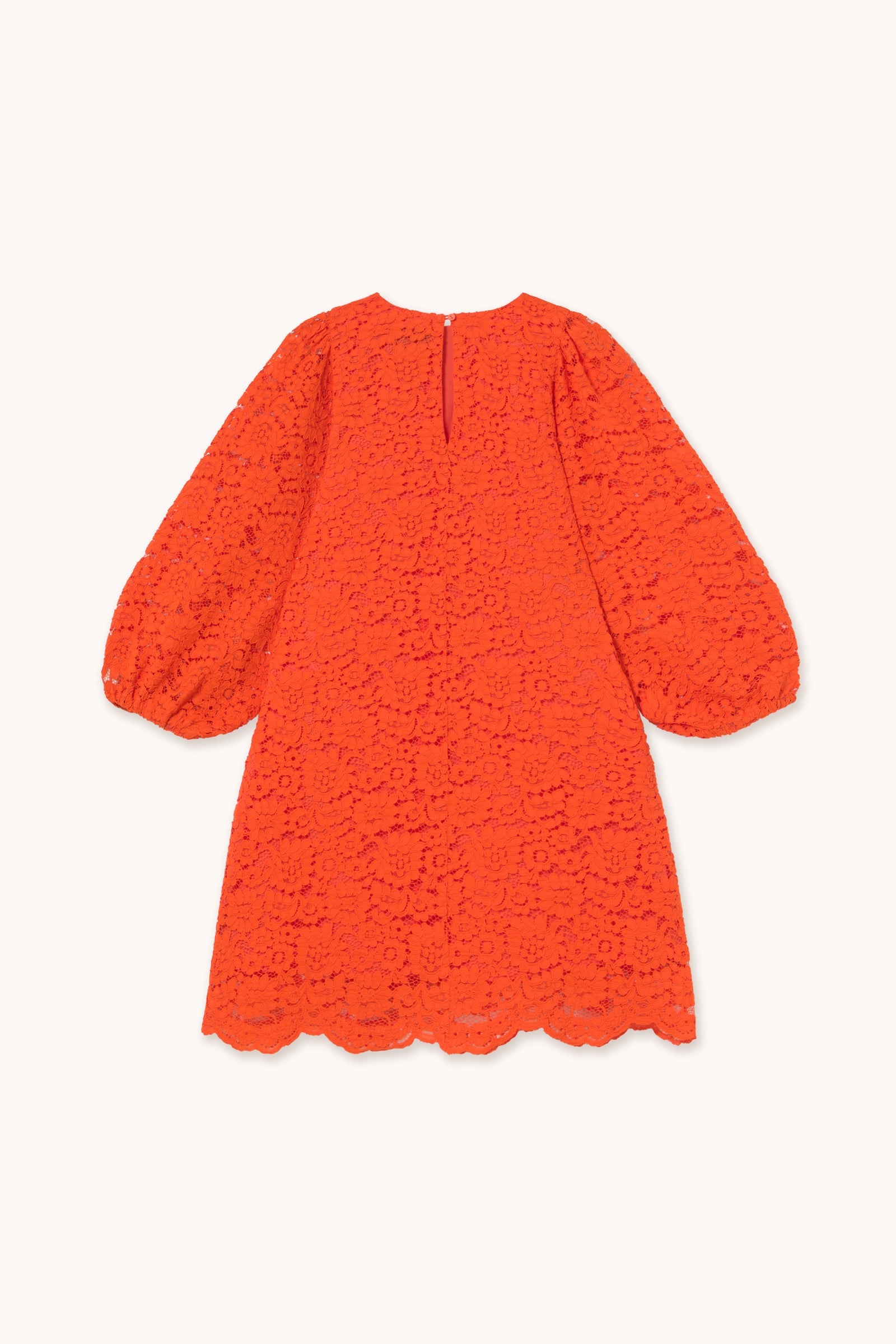 MINI-KLEID MIT PUFFÄRMELN AUS SPITZE