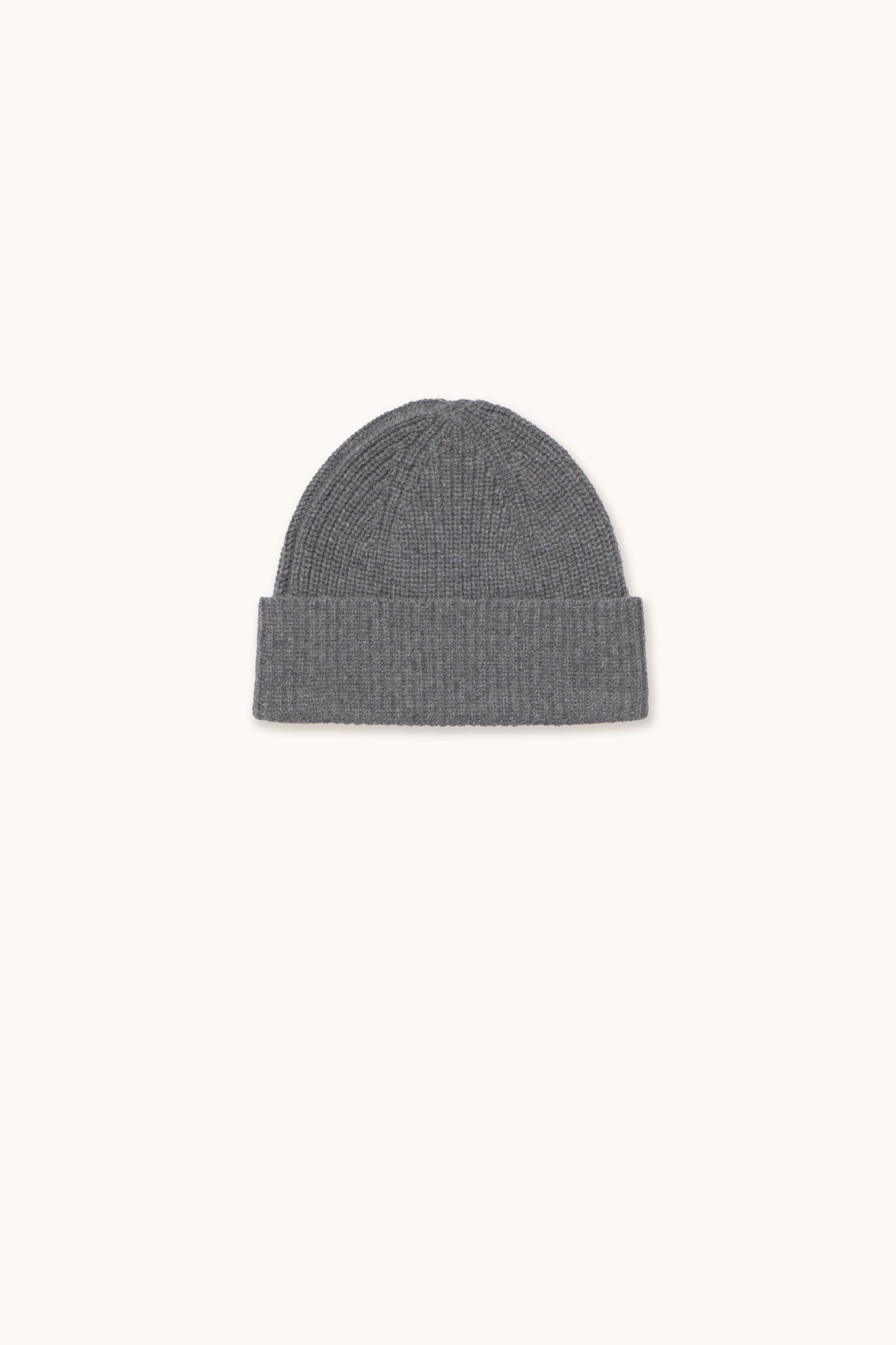 BEANIE LEO