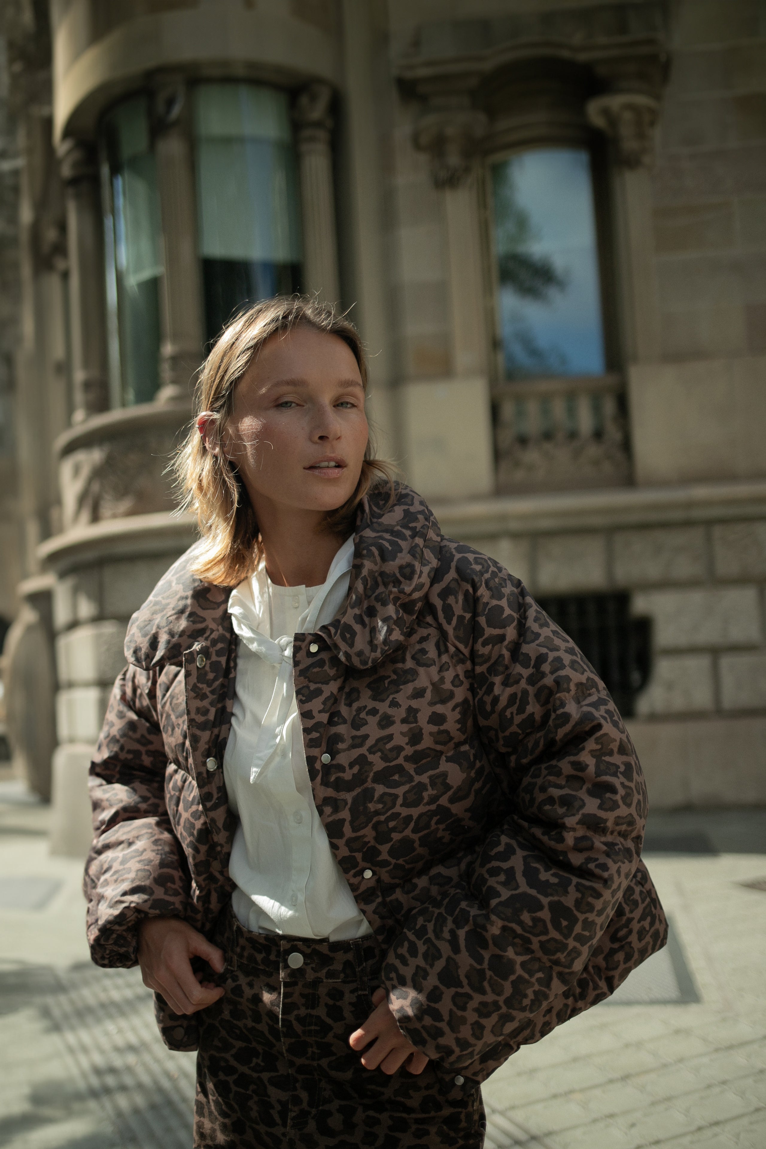 KURZE JACKE ANIMAL PRINT