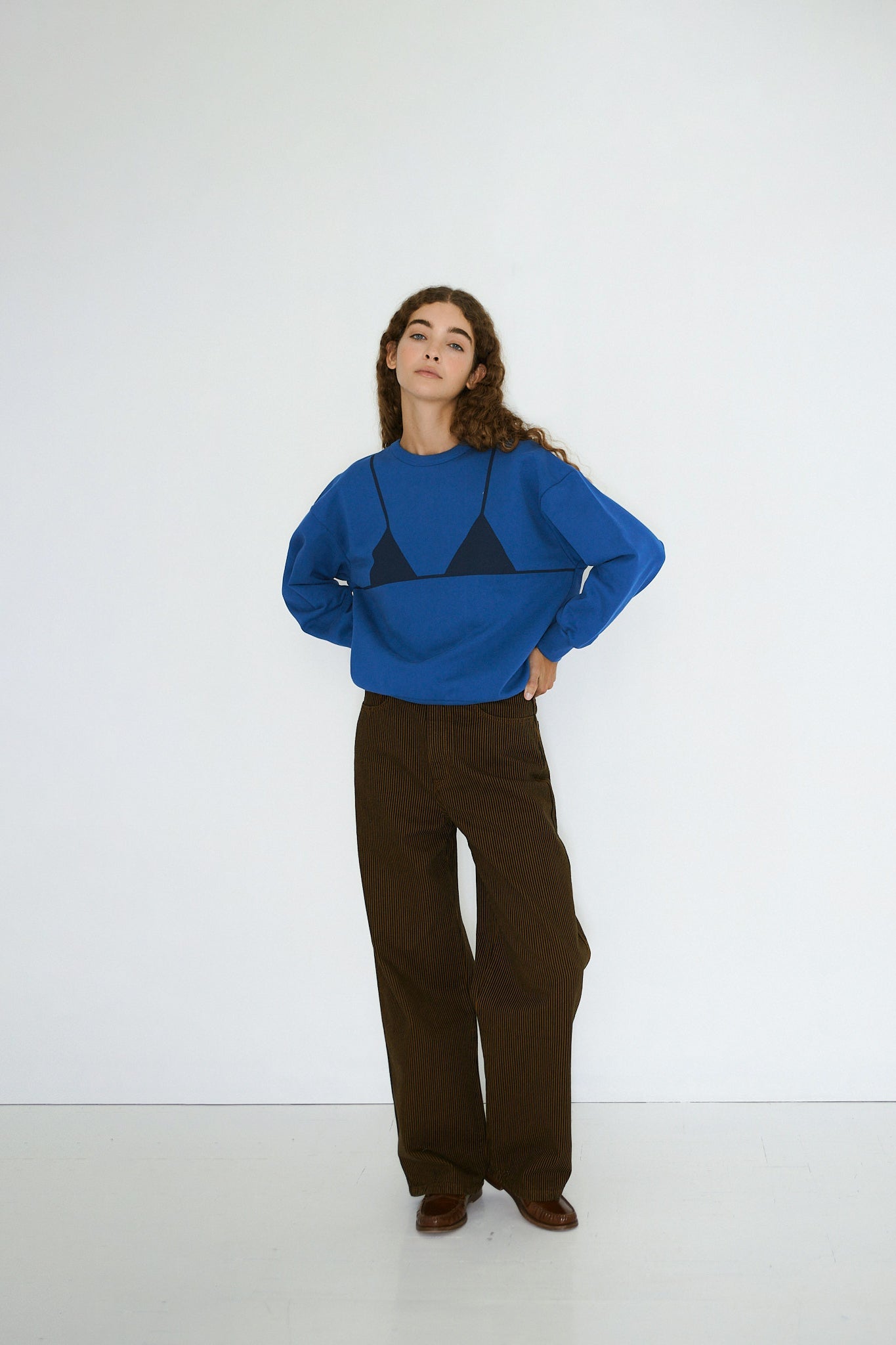 BRA-SWEATSHIRT