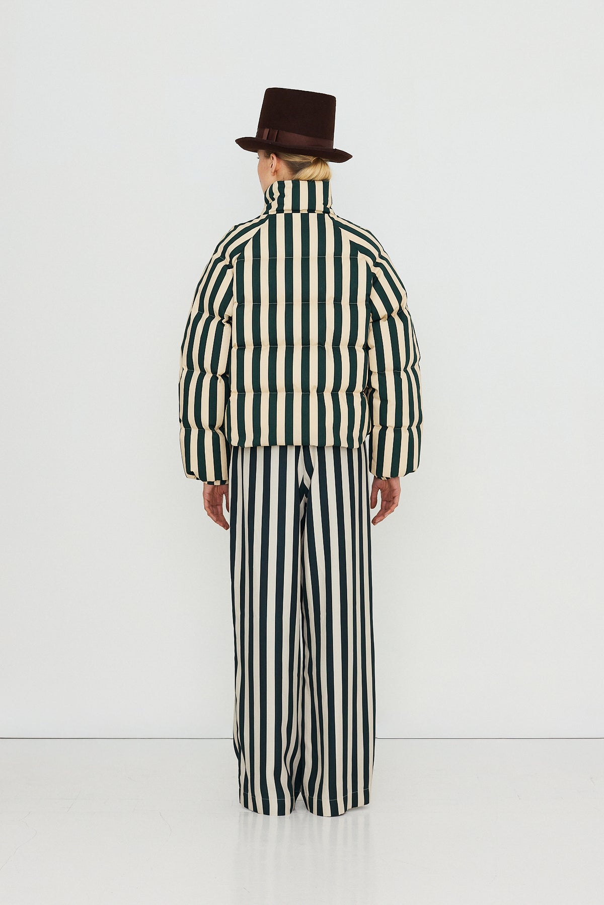 STRIPED SHORT JACKET