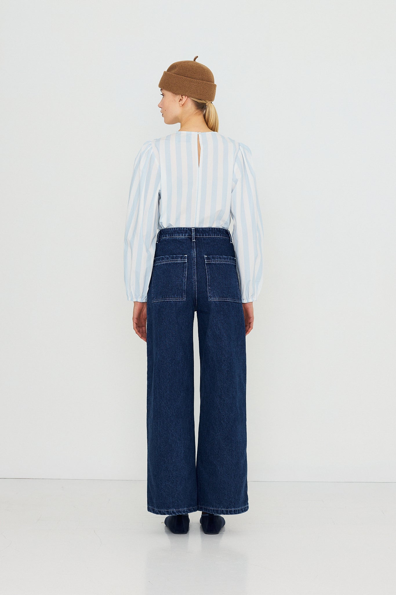 EMBROIDERED HORSES JEANS