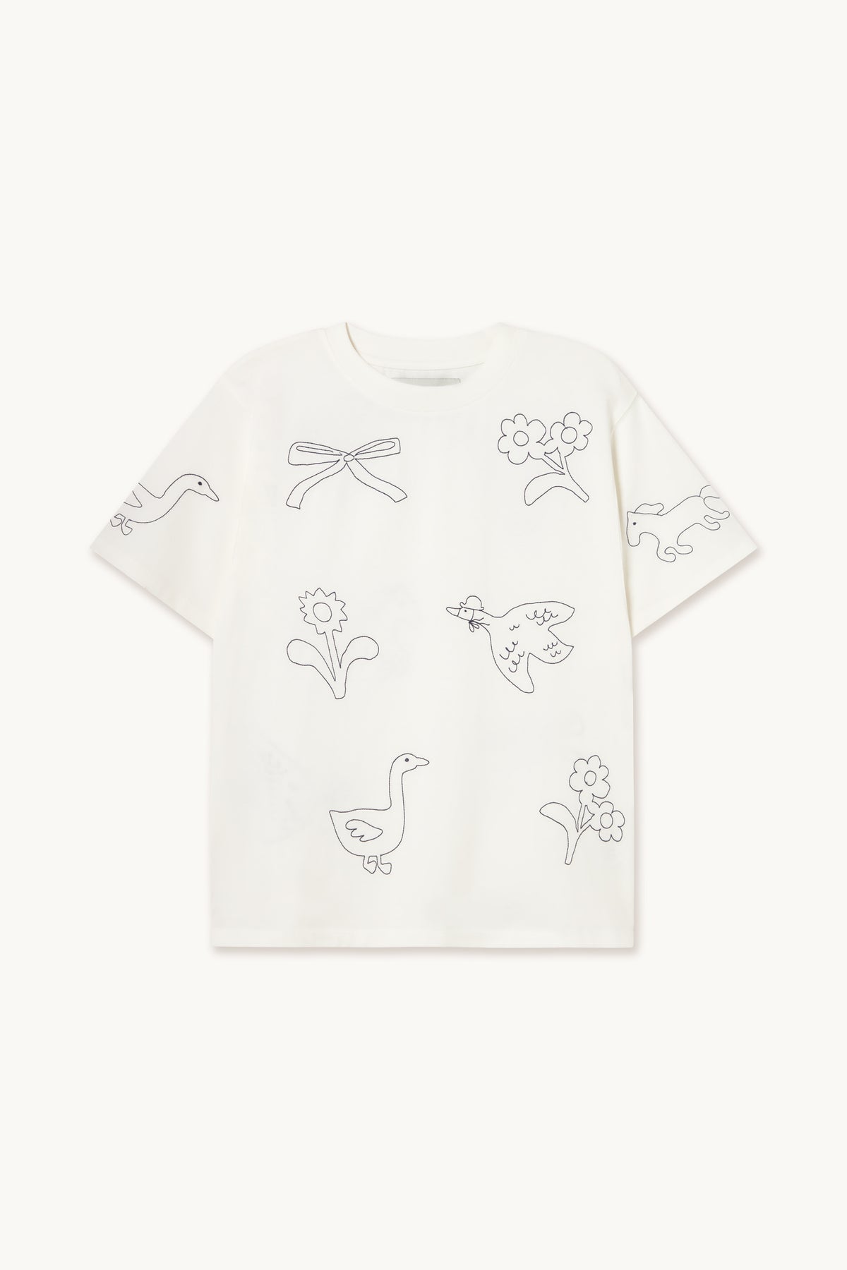 CAMISETA PATCHES DE CORTE RELAJADO