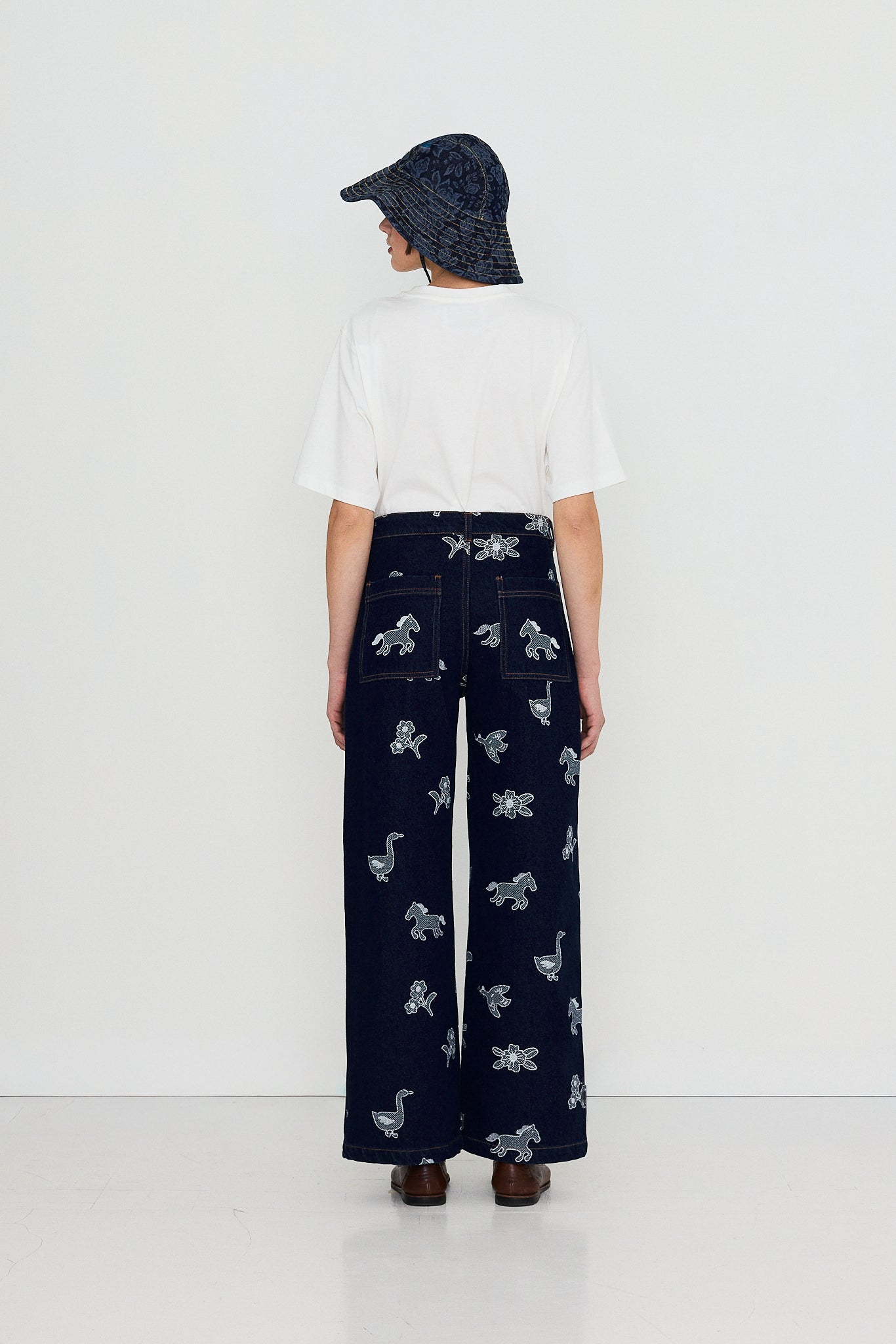 RELAXED TEE