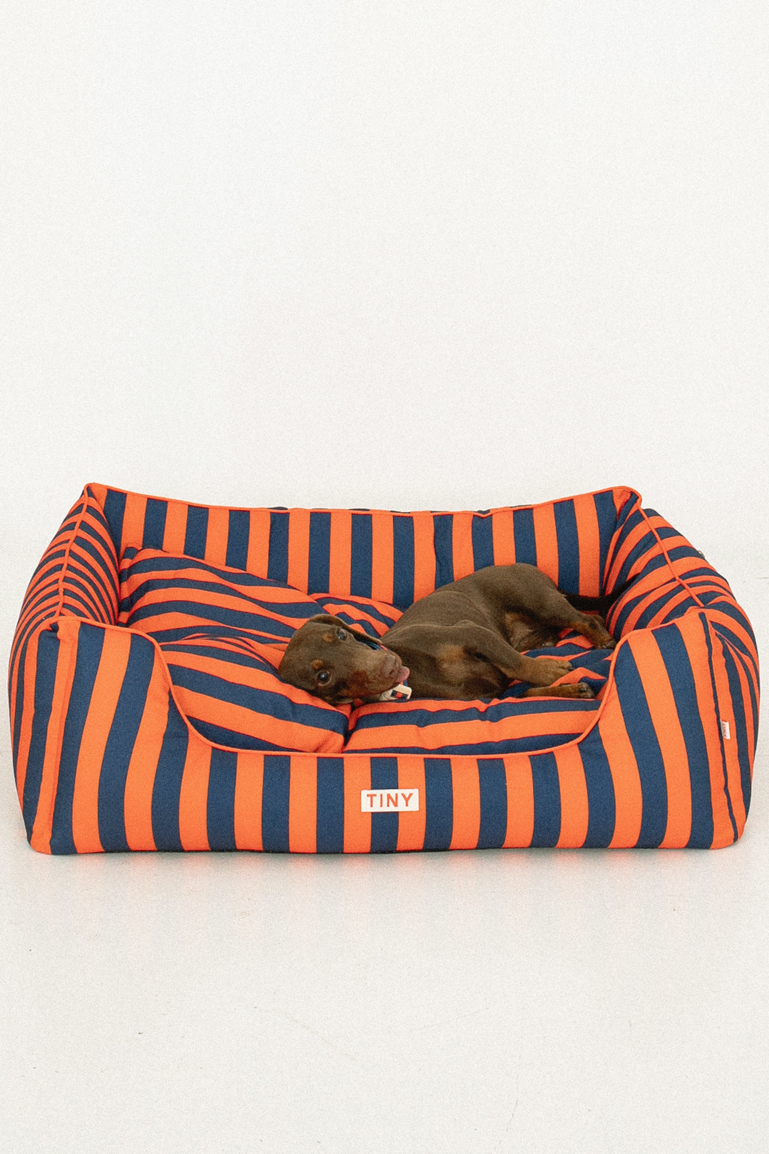 STRIPES BOLSTER BED