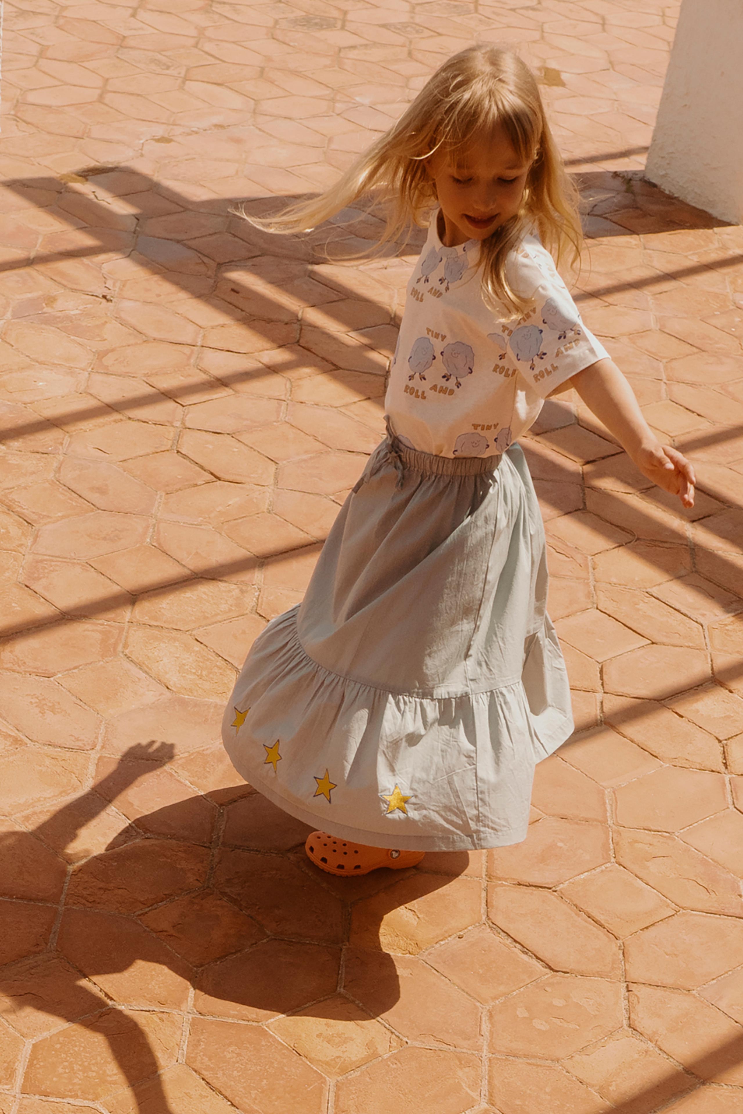 STARS LONG SKIRT