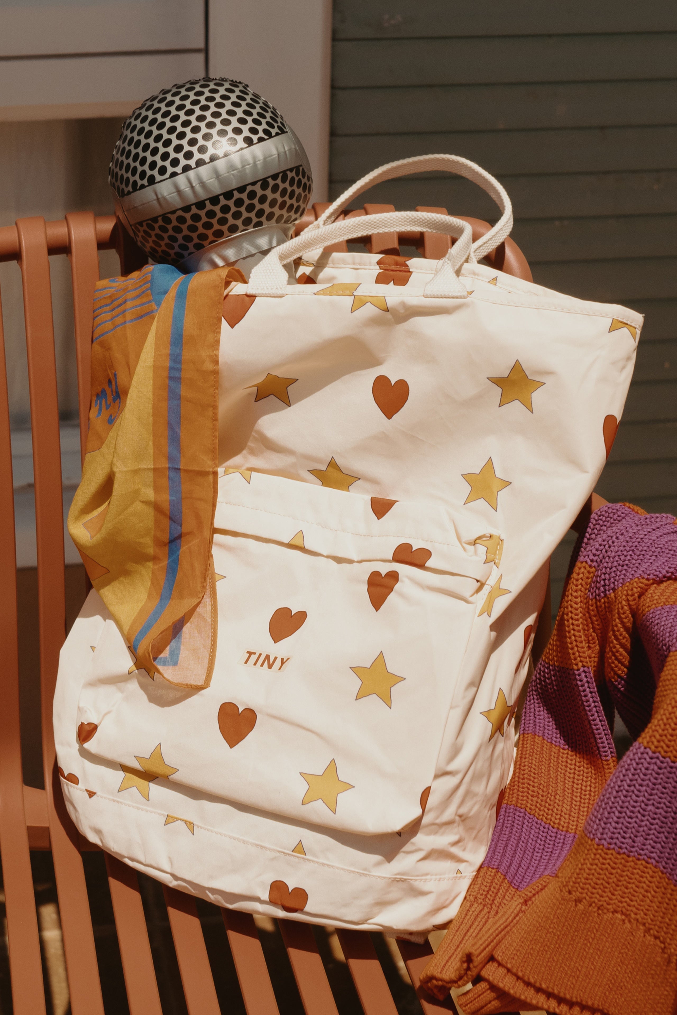 HEARTS STARS TOTEPACK
