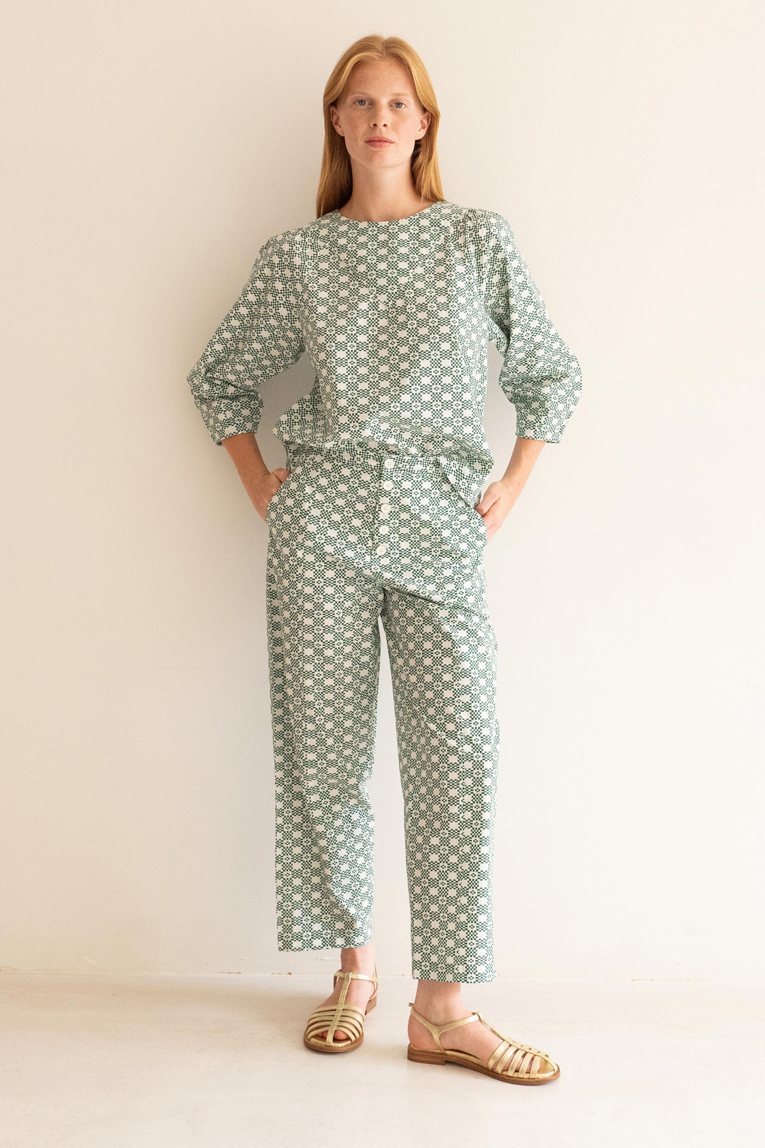 GEOMETRIC YOKE BLOUSE