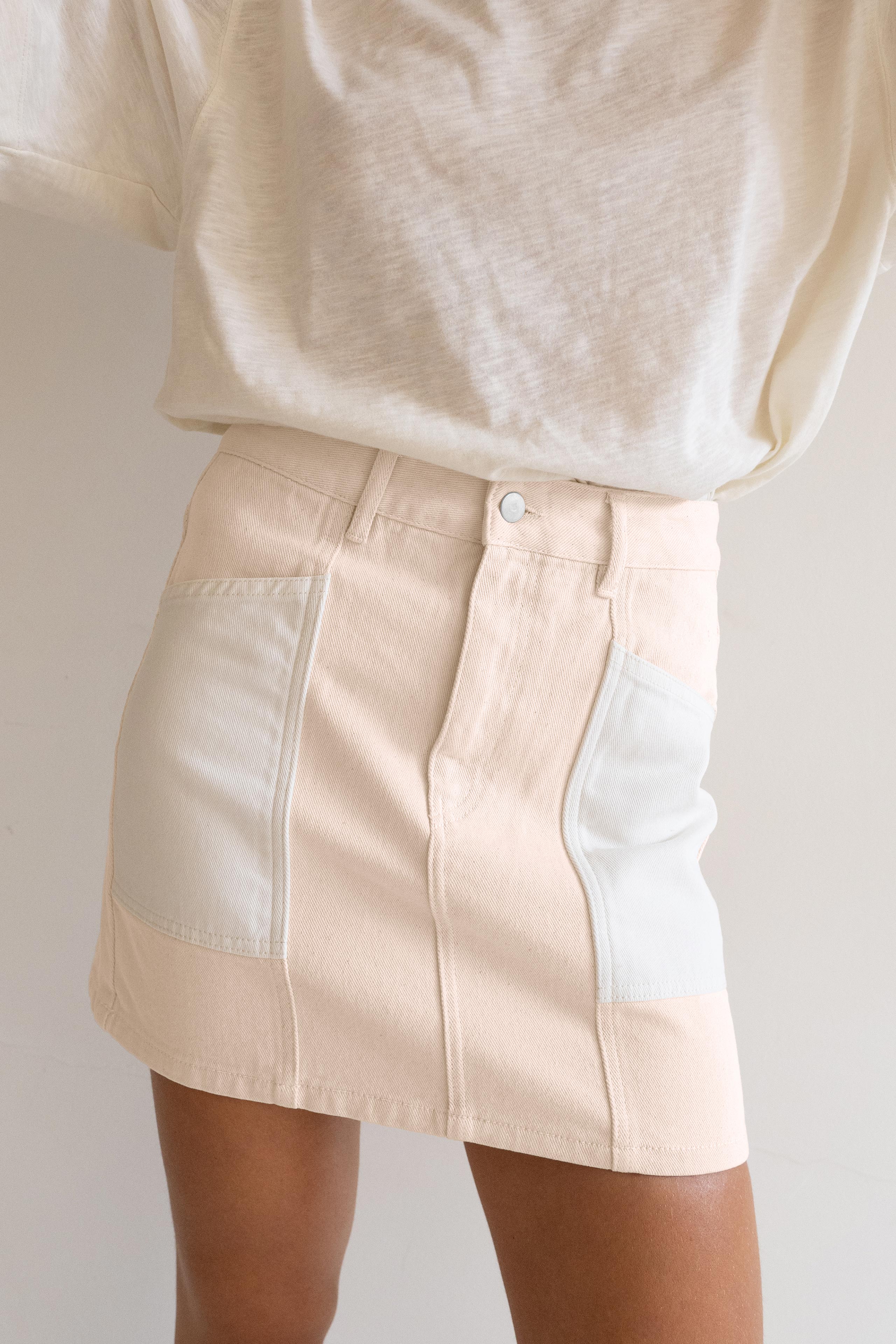 COLOR BLOCKED SKIRT