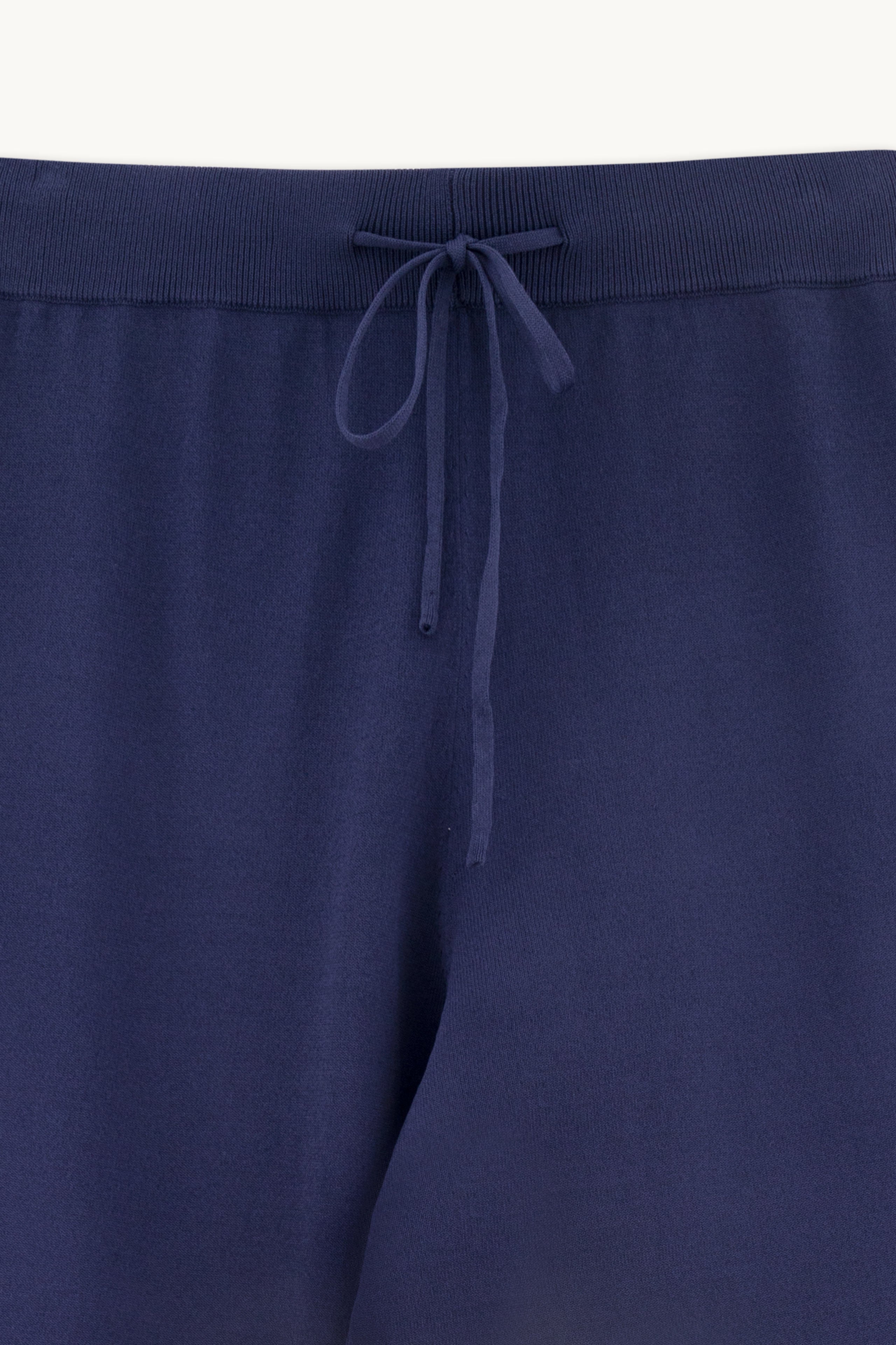 PANTALONES DE PUNTO