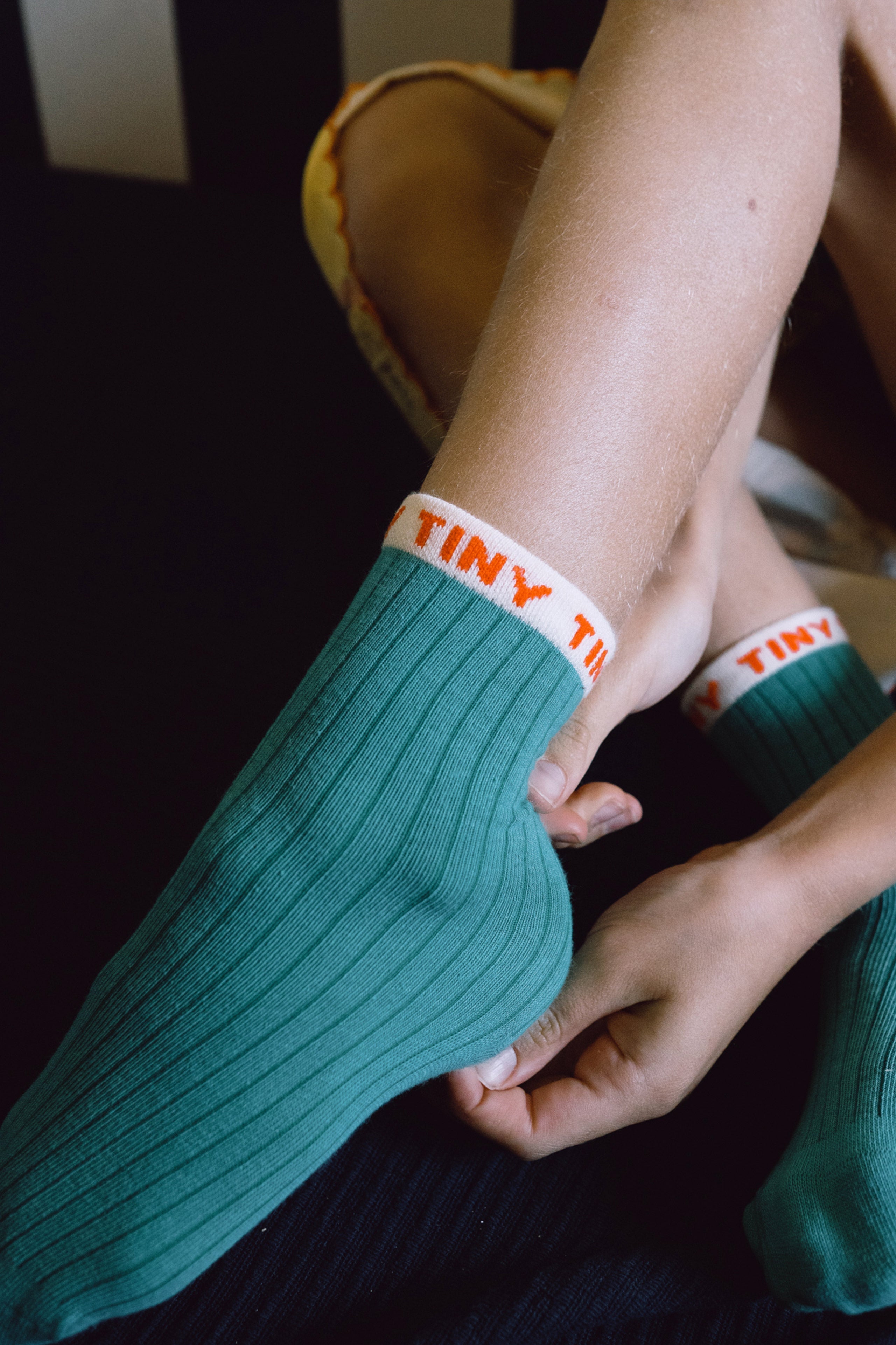 TINY MEDIUM SOCKS