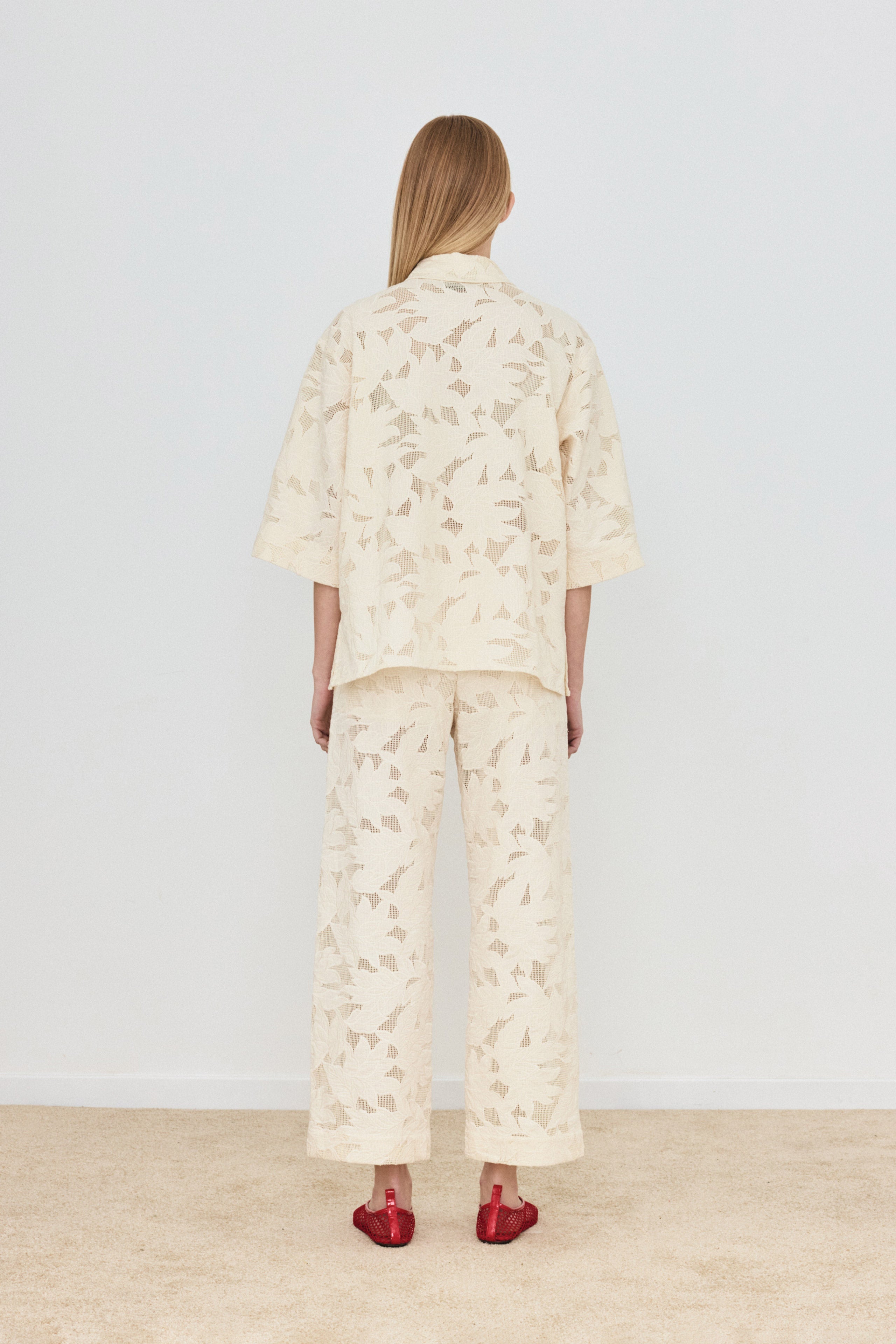 PANTALÓN ANCHO DE GUIPUR