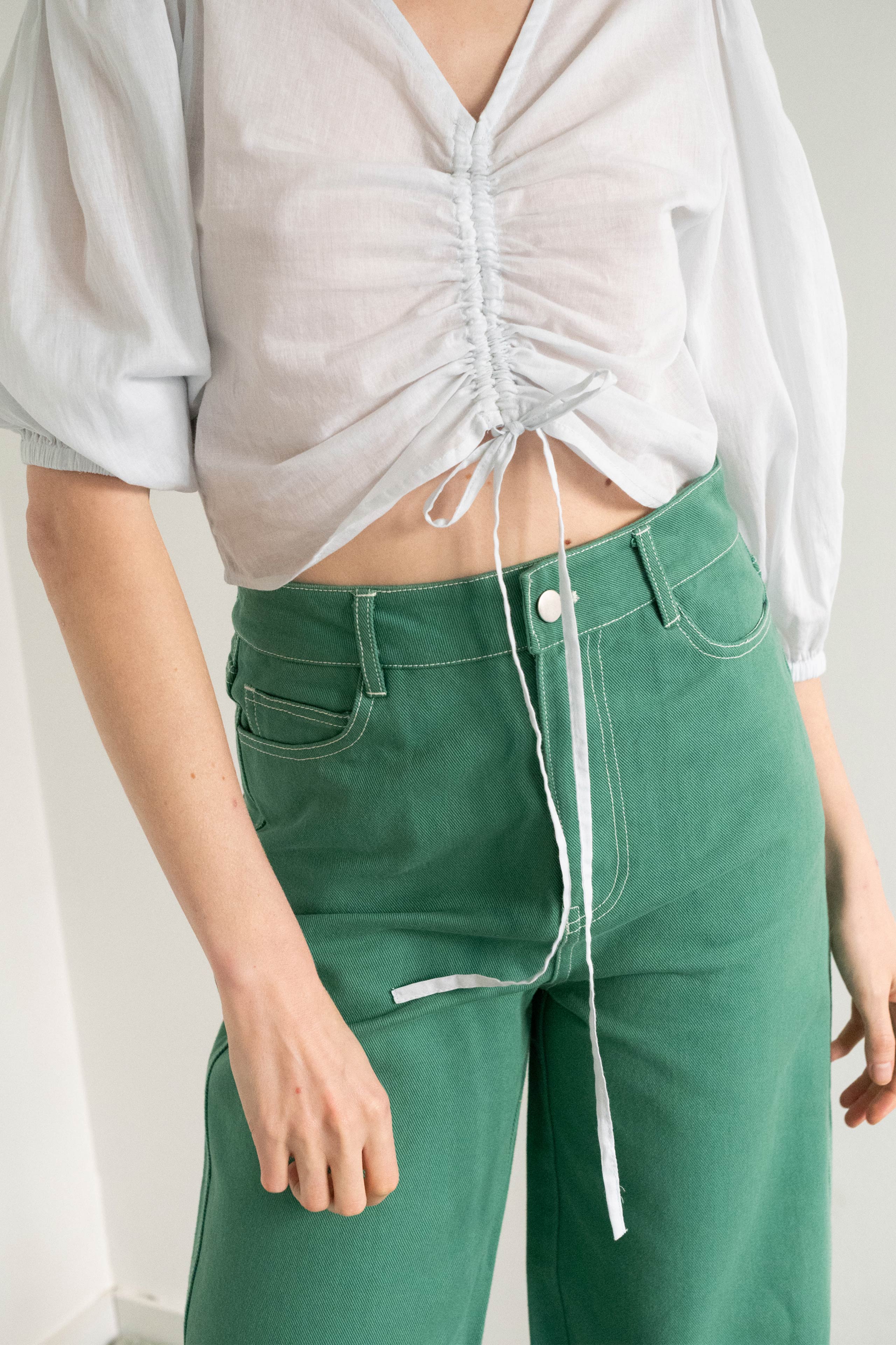 V-NECK BLOUSE