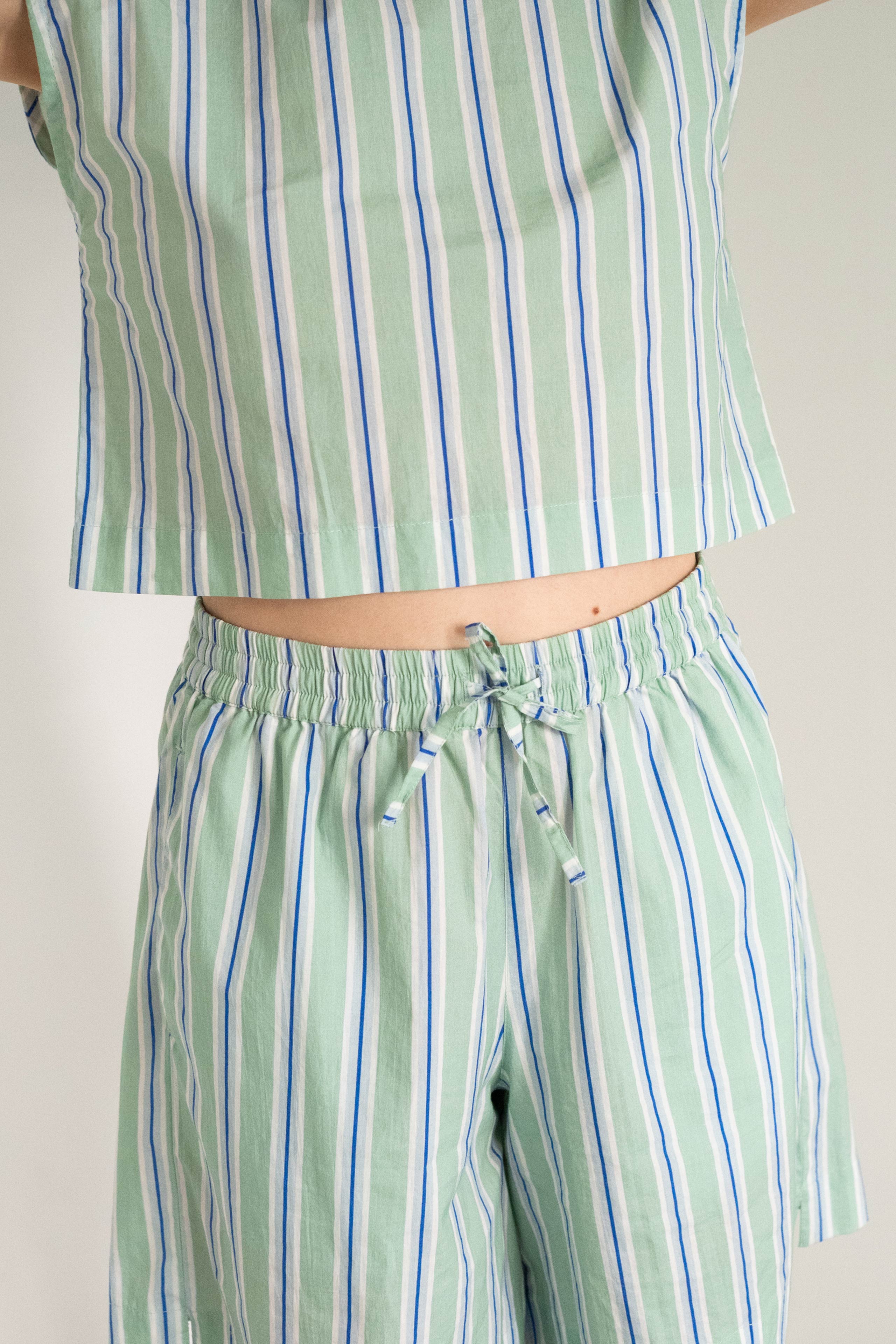 TOP SIN MANGAS STRIPES