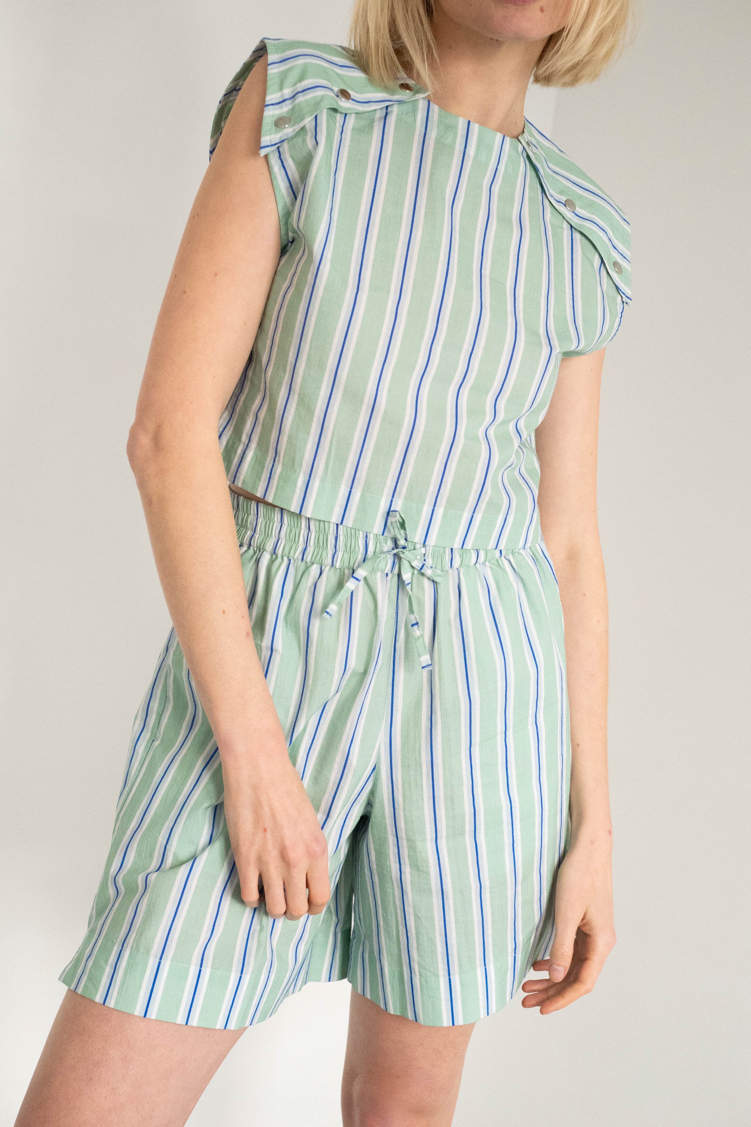 STRIPES SHORTS