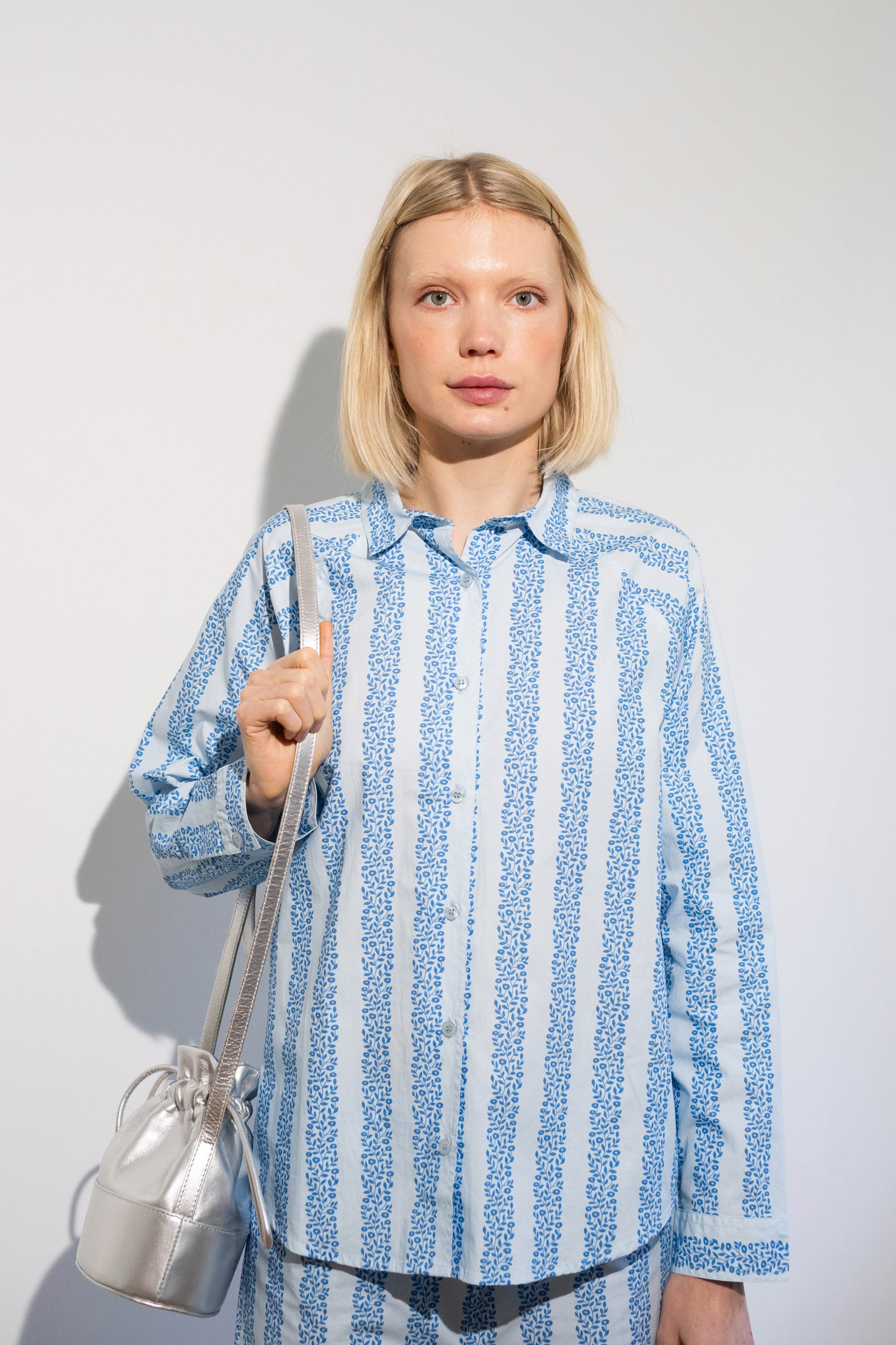 FLOWERS SHIRT