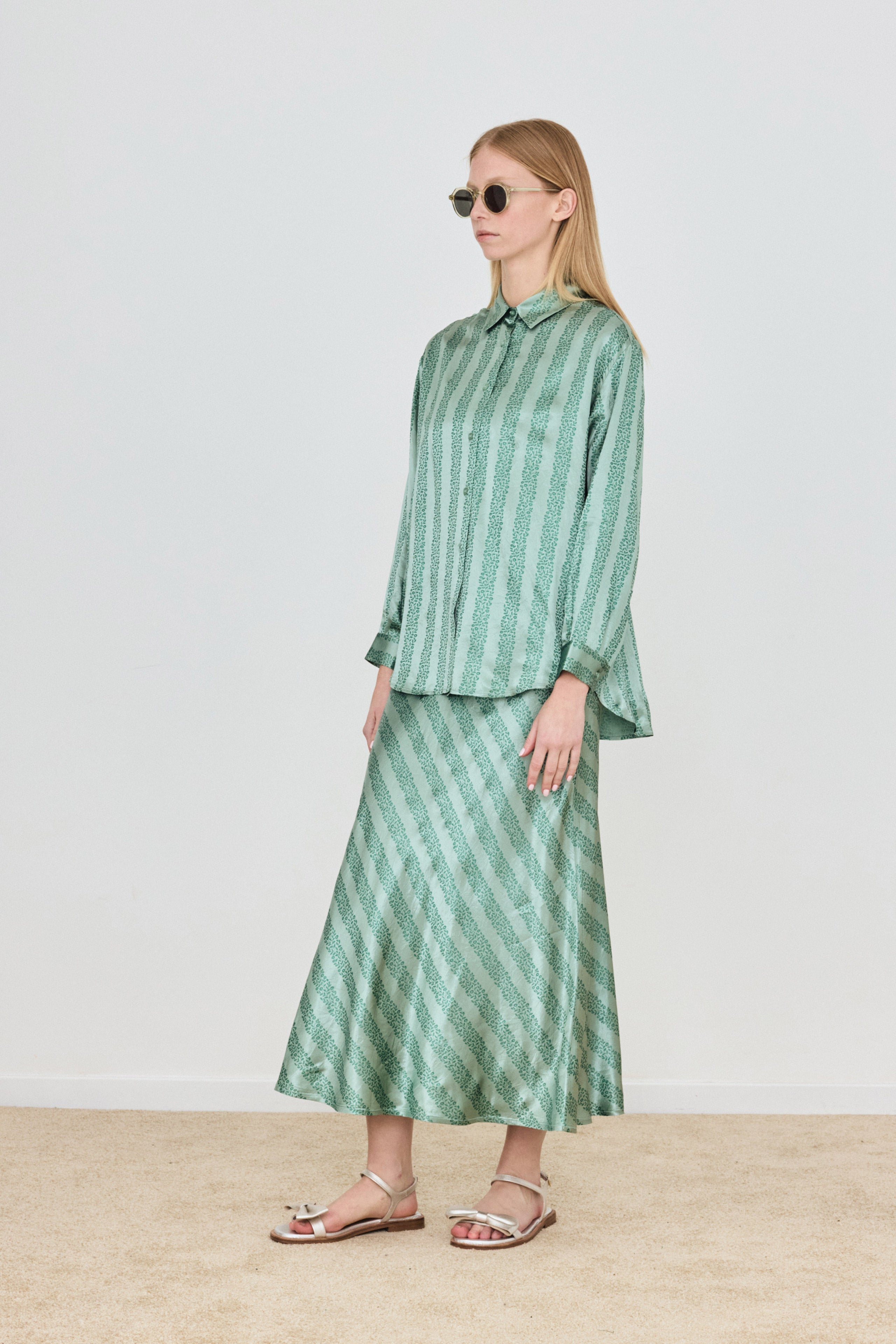 CAMISA RELAXED FLOWERS