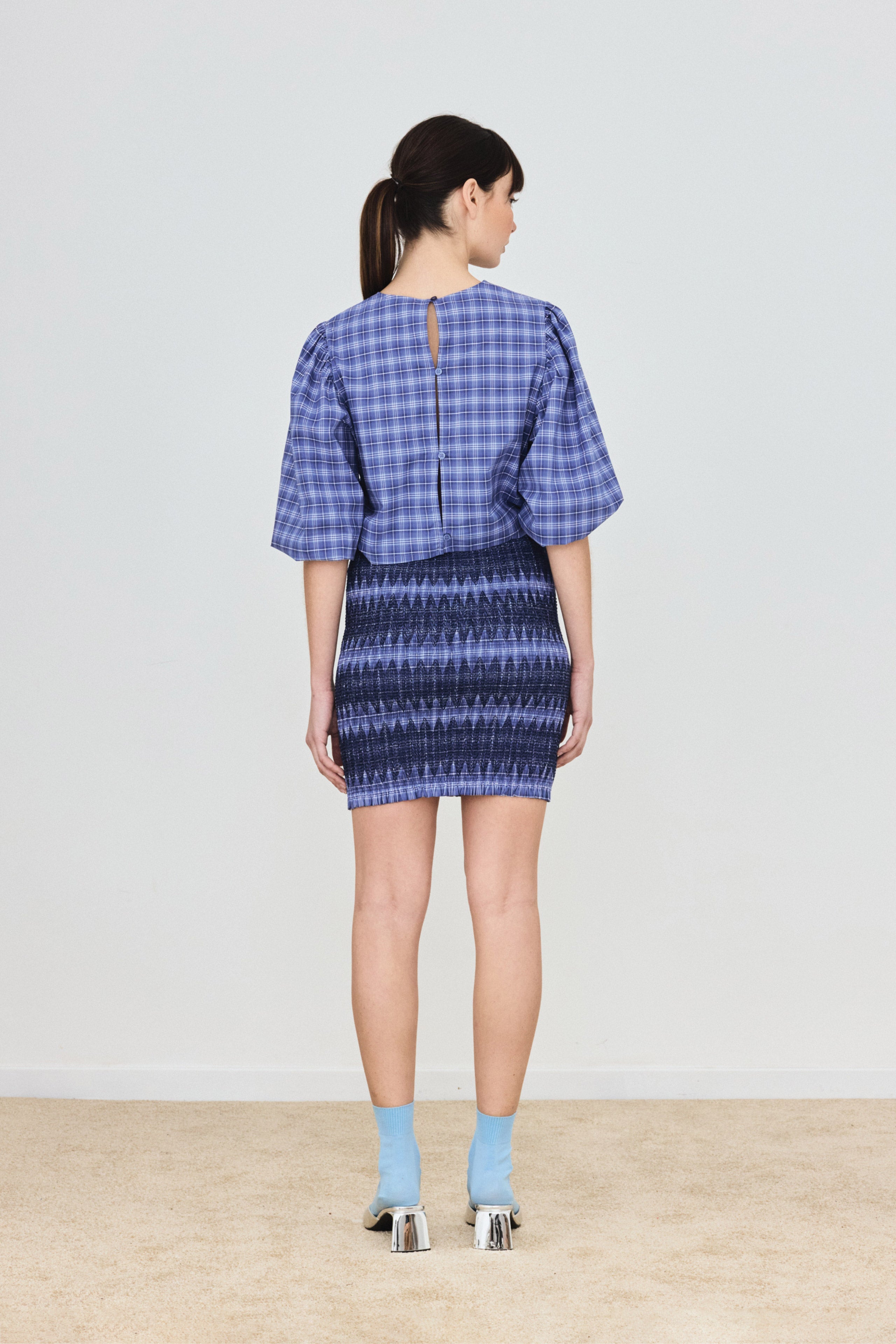 CHECK VESTIDO MANGAS ABULLONADAS