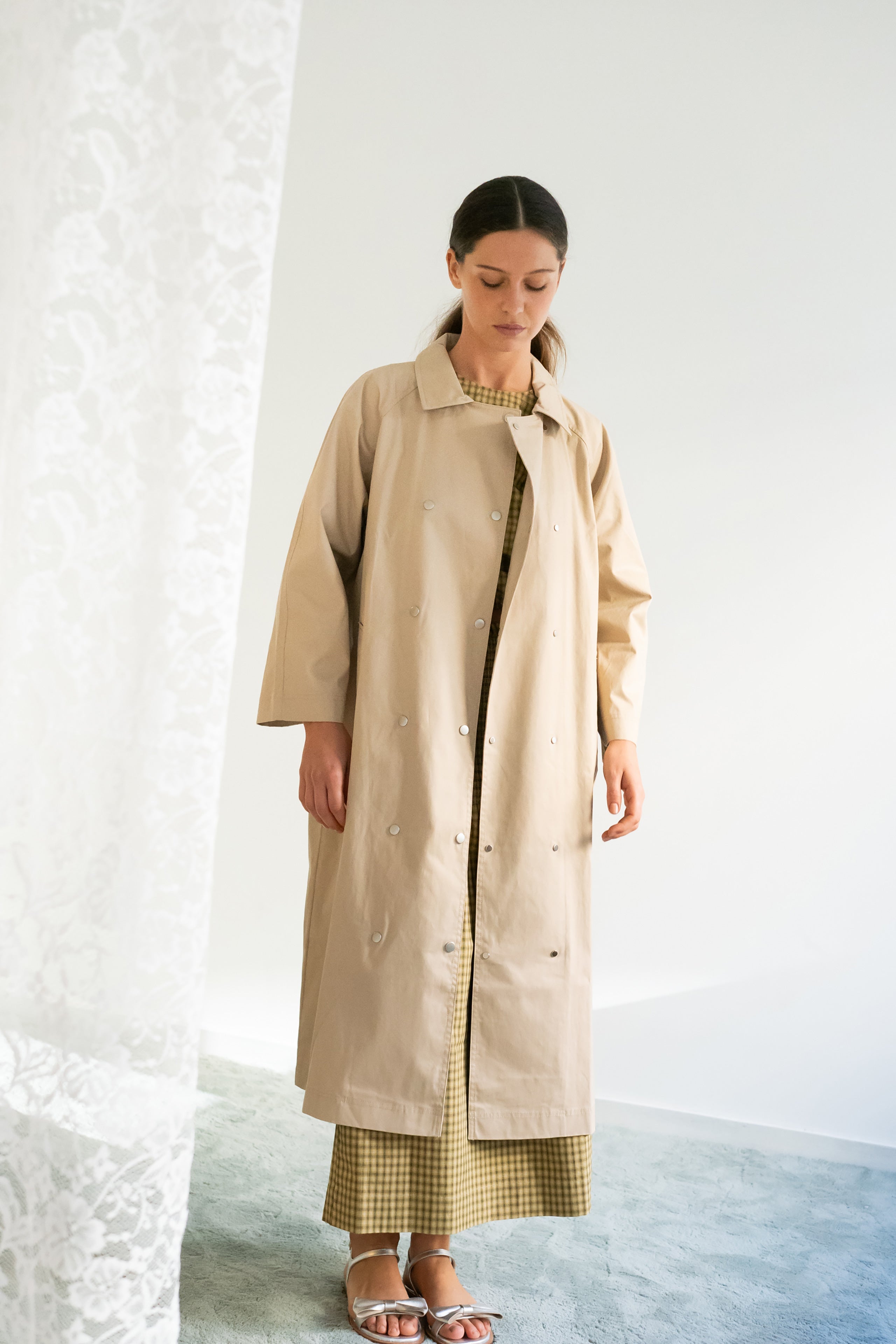TRENCH COAT