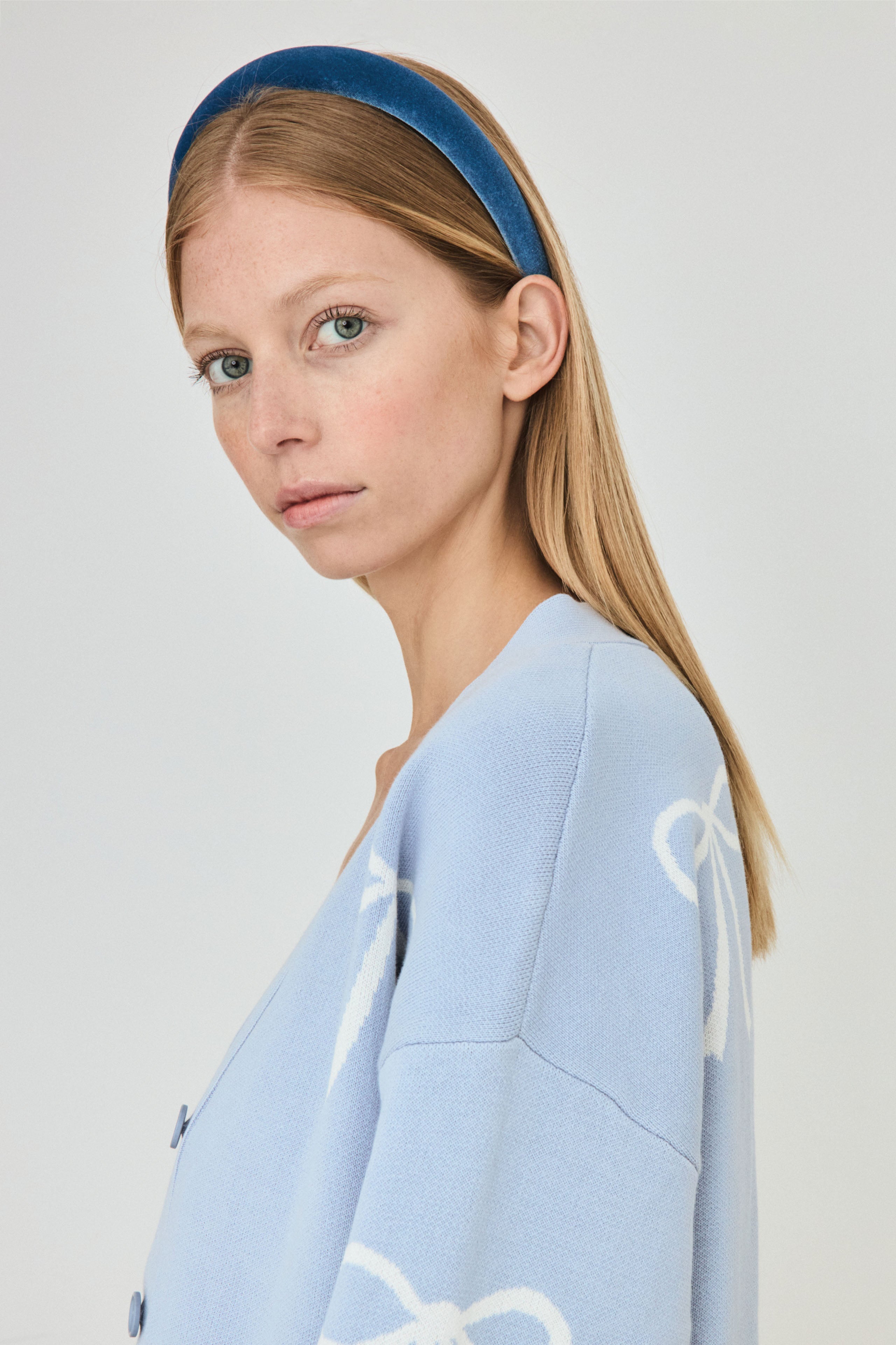 BOWS JACQUARD CARDIGAN