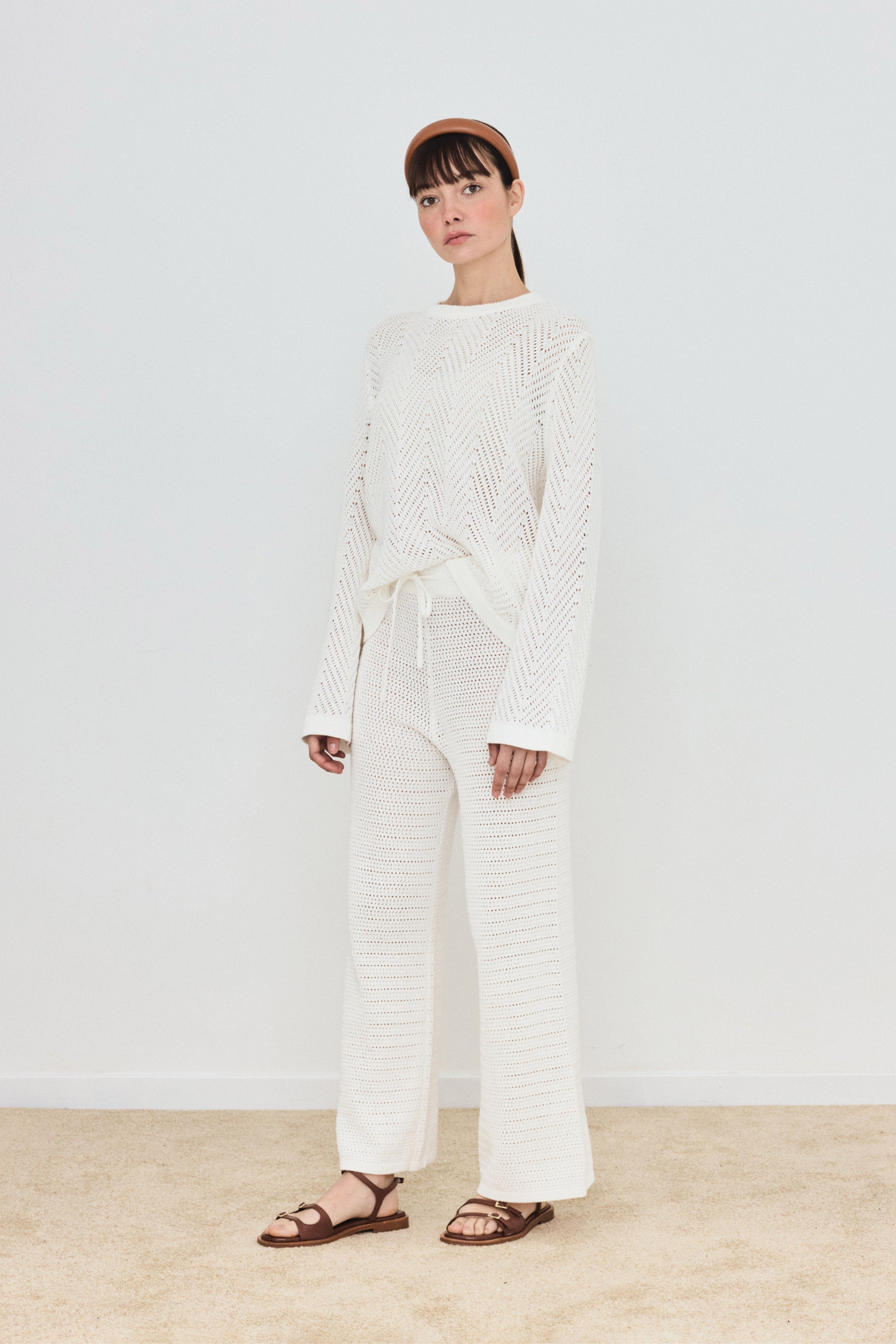 LACE KNITTED TROUSERS