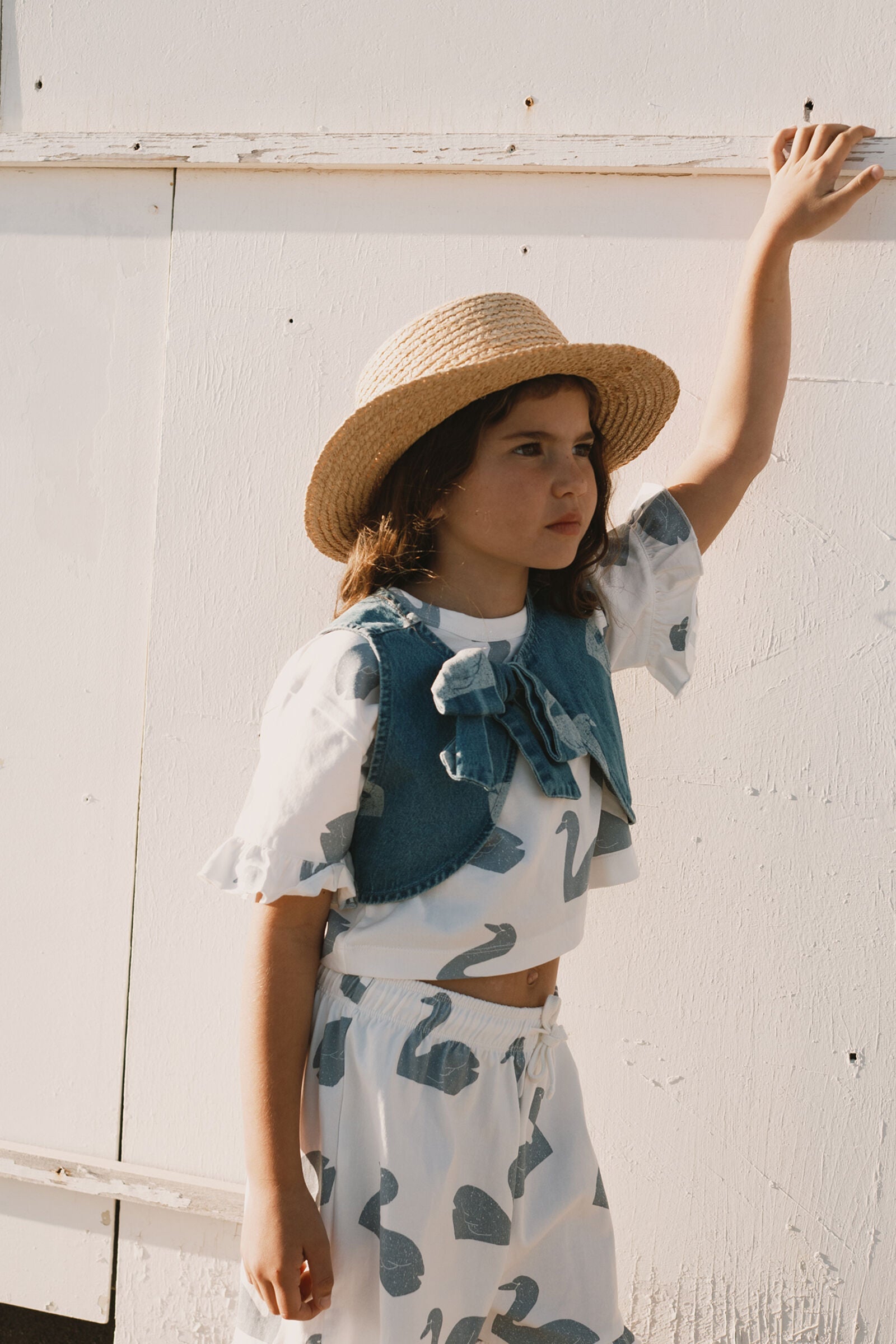BIG SWANS KNITTED CROP TEE