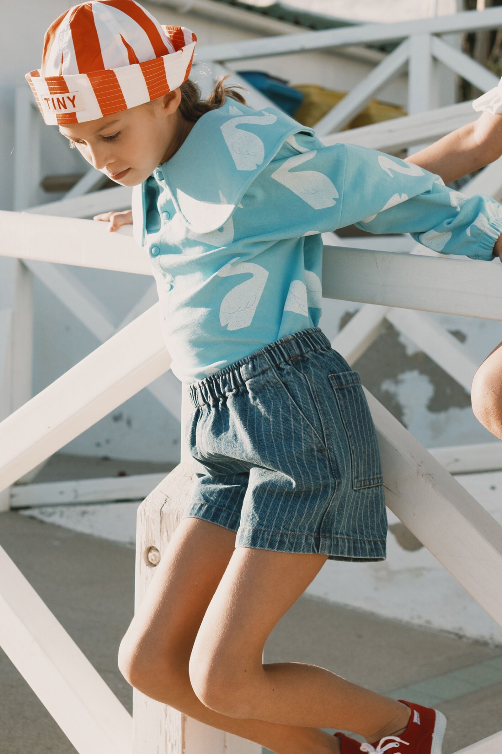 STRIPES DENIM SHORTS