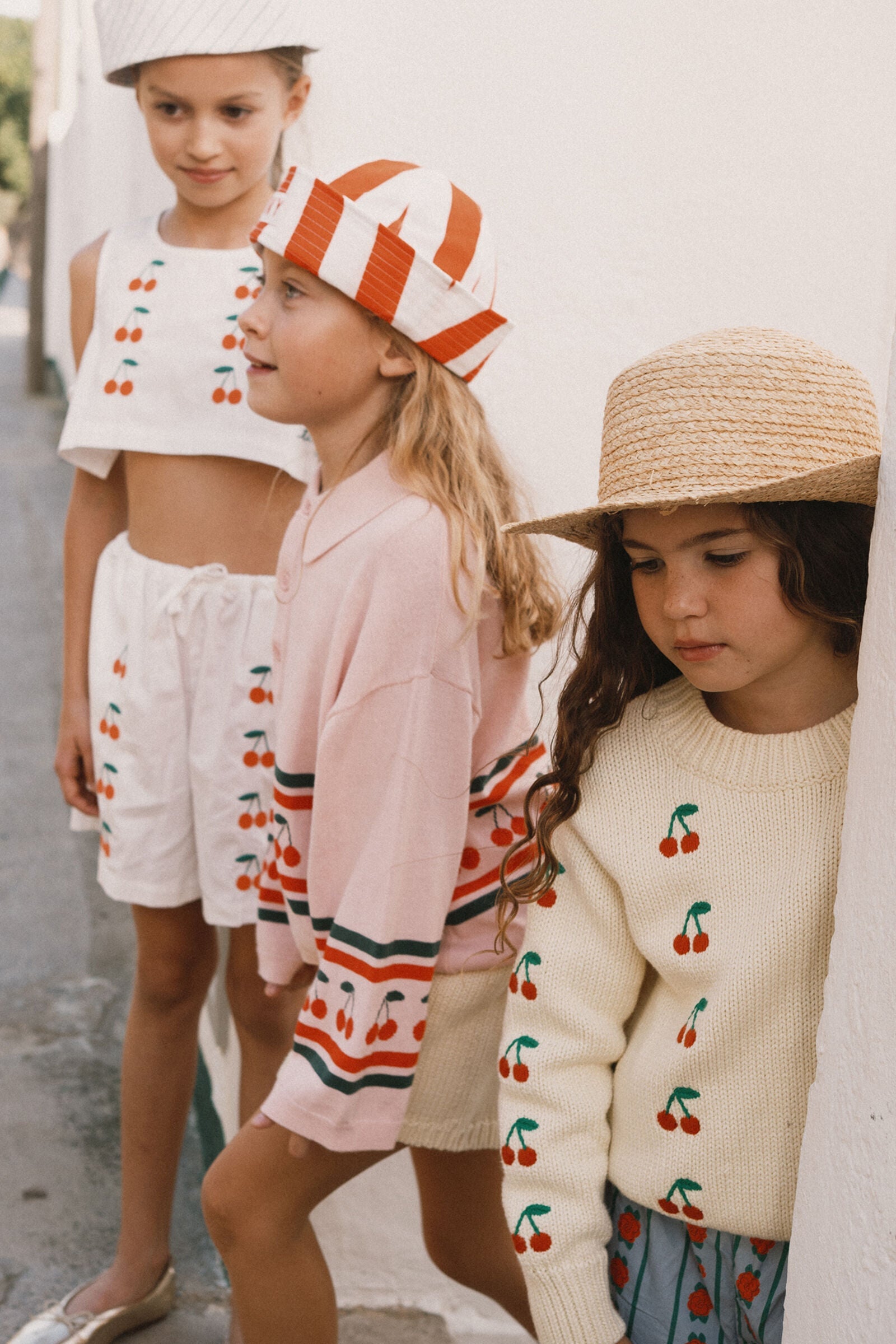 CHERRIES SWEATER
