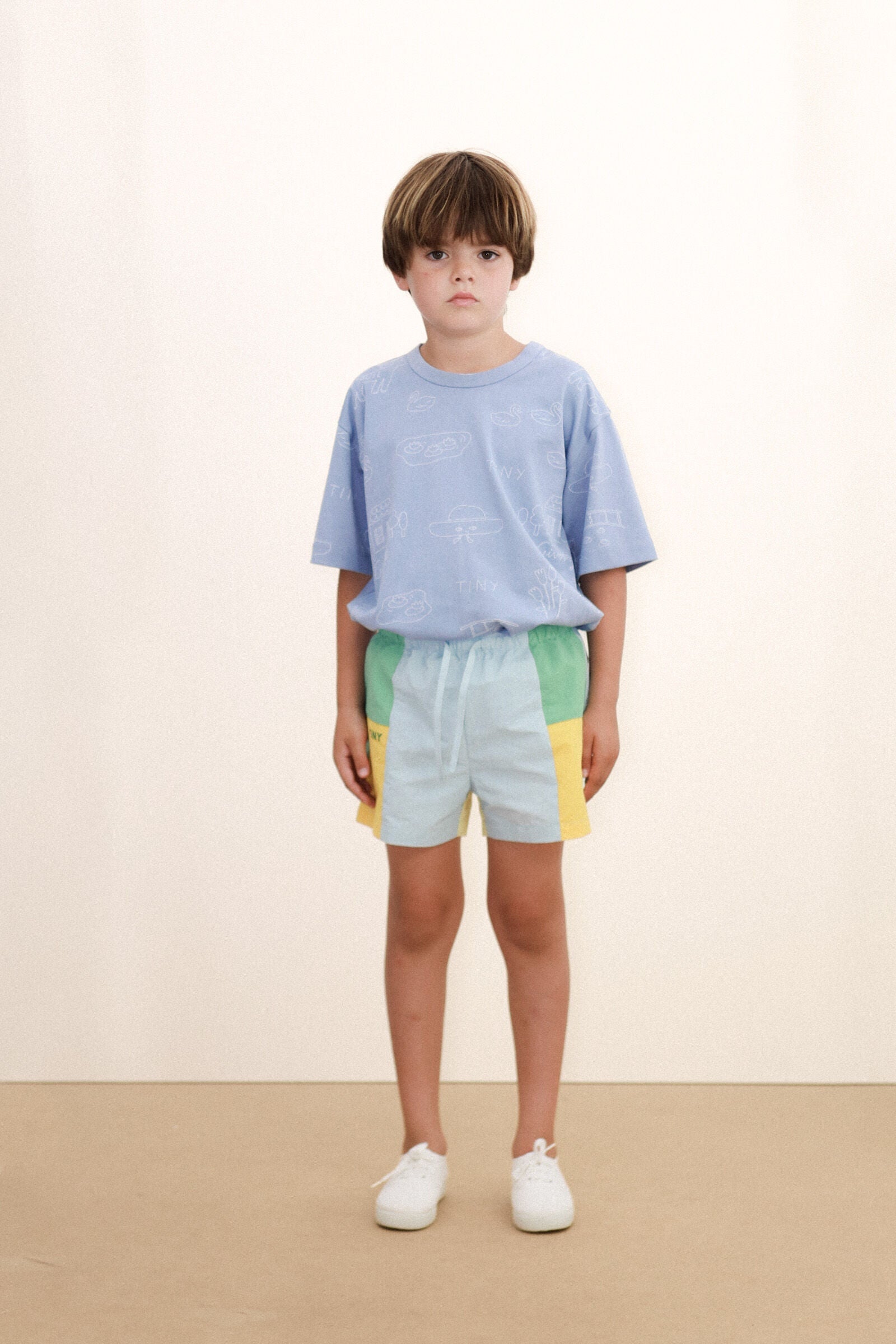 COLOR BLOCK WOVEN SHORTS