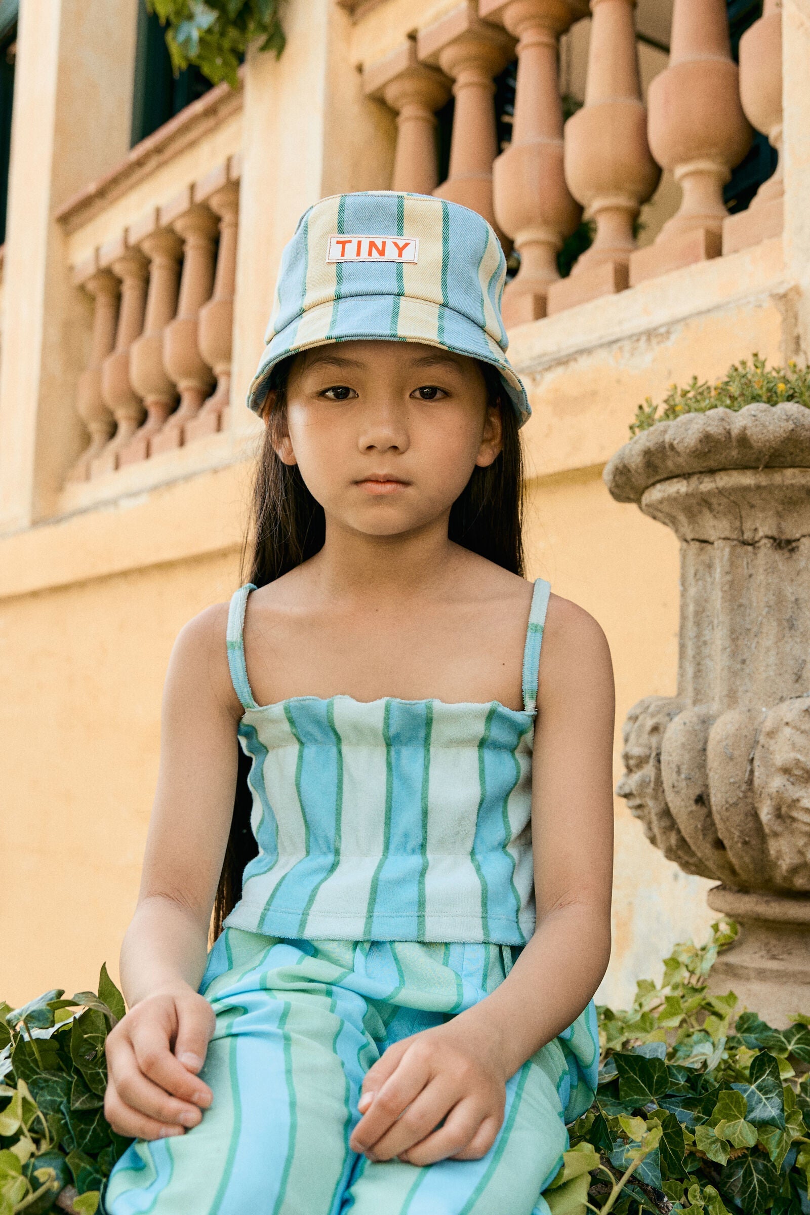 RETRO STRIPES BUCKET HAT