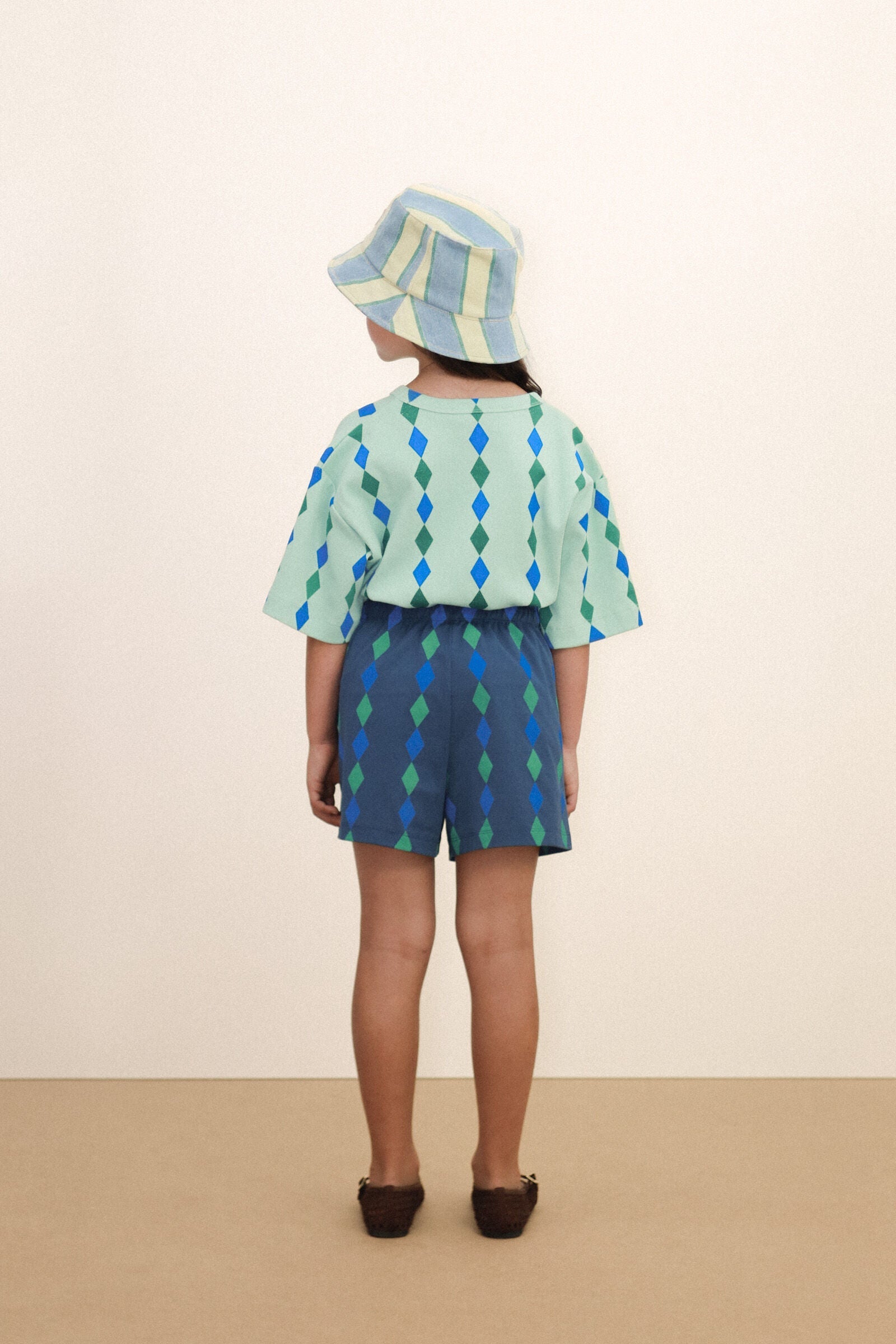 RETRO STRIPES BUCKET HAT