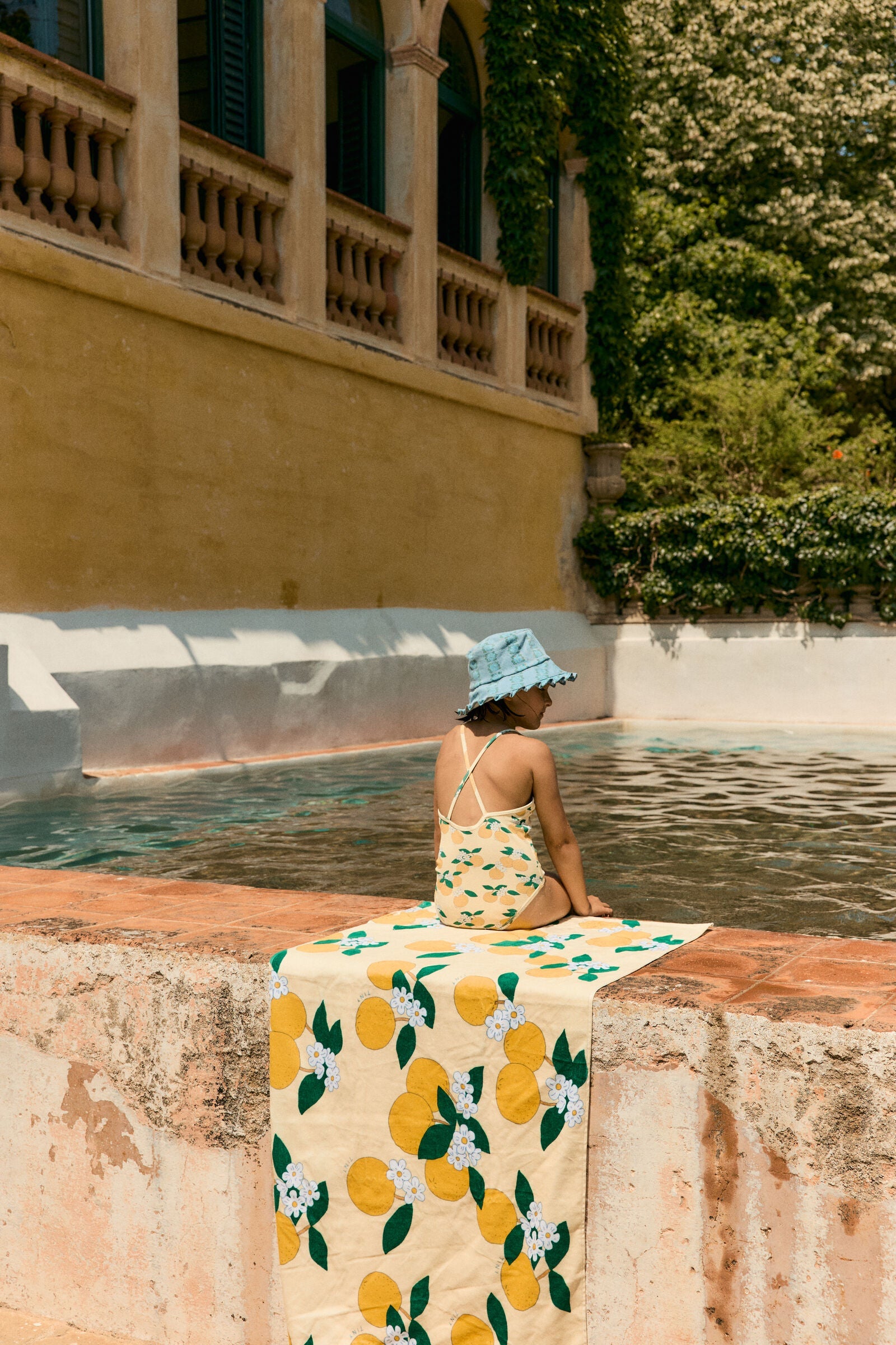 ORANGES TOWEL