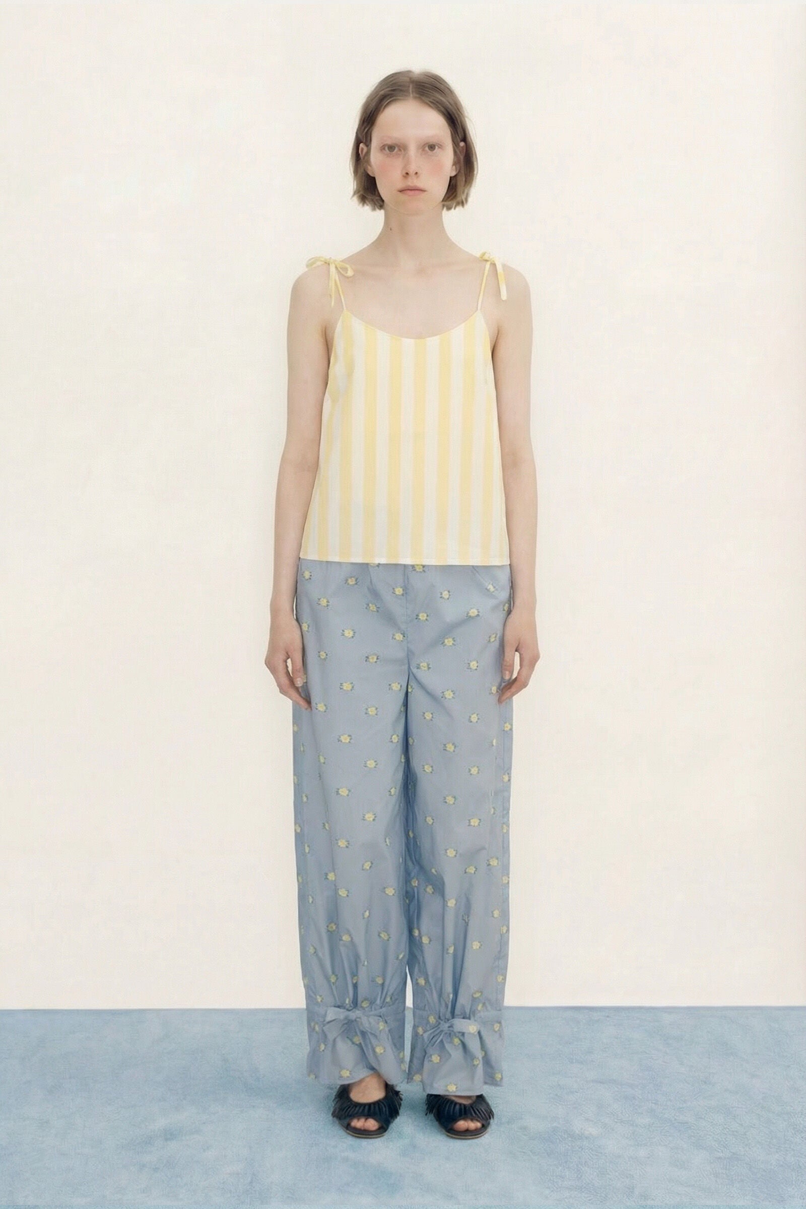 STRIPED STRAPS TOP