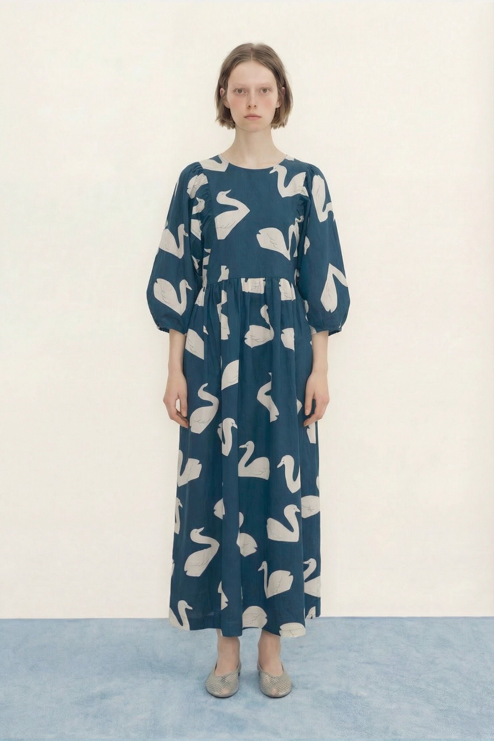 SWANS DRESS