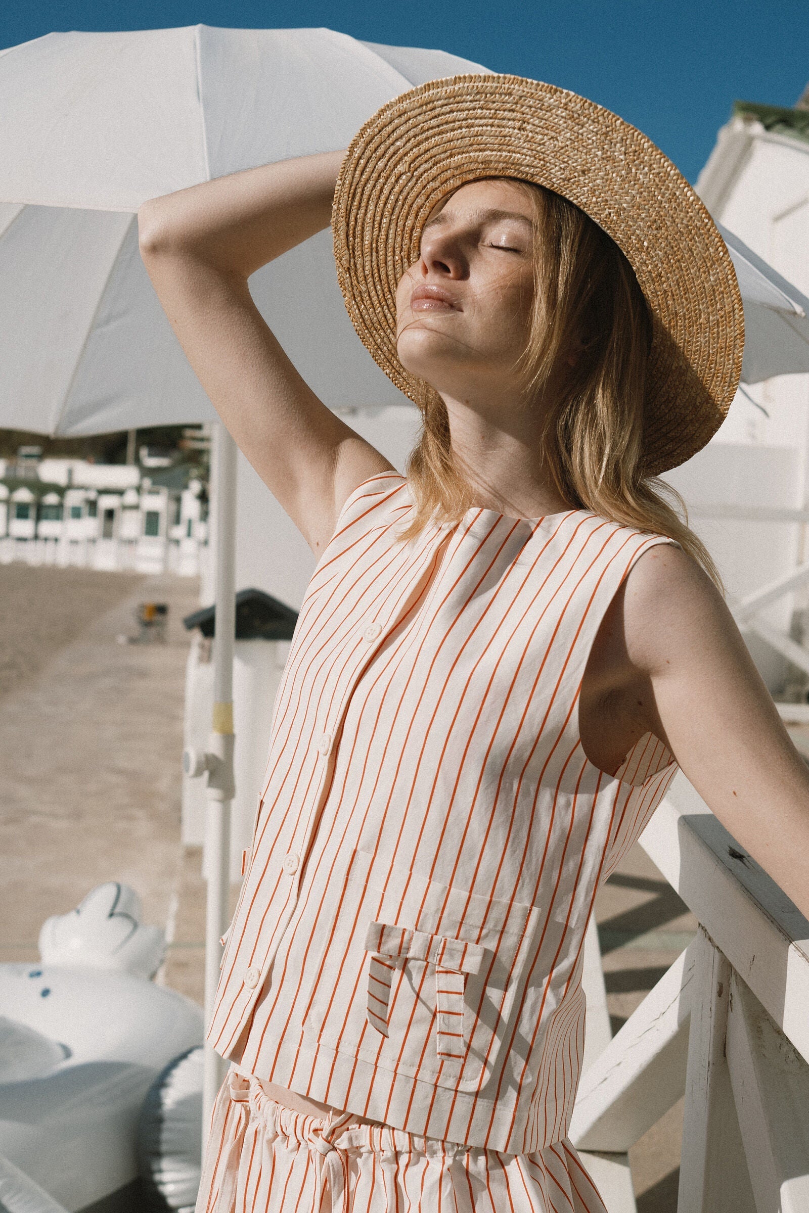 THIN STRIPES BOW VEST