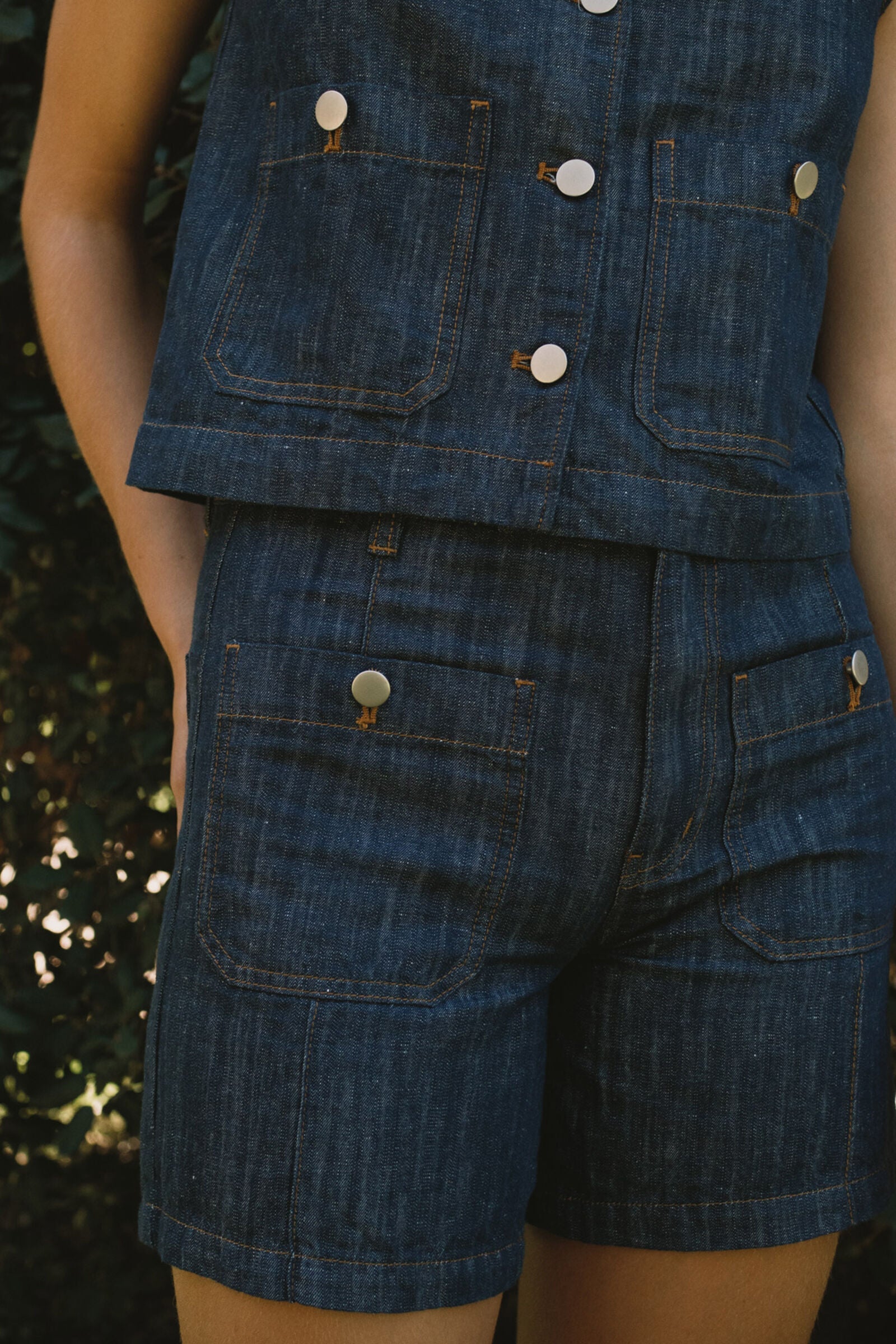 CUTLINES SHORT