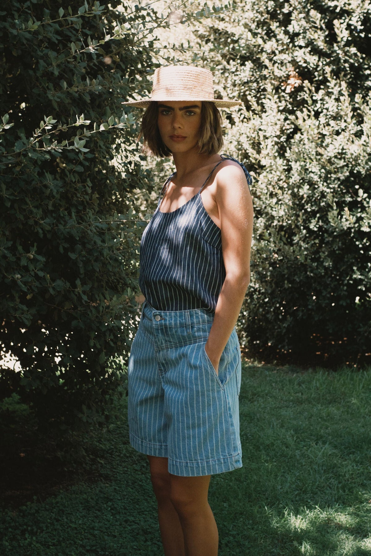 STRIPED STRAPS TOP