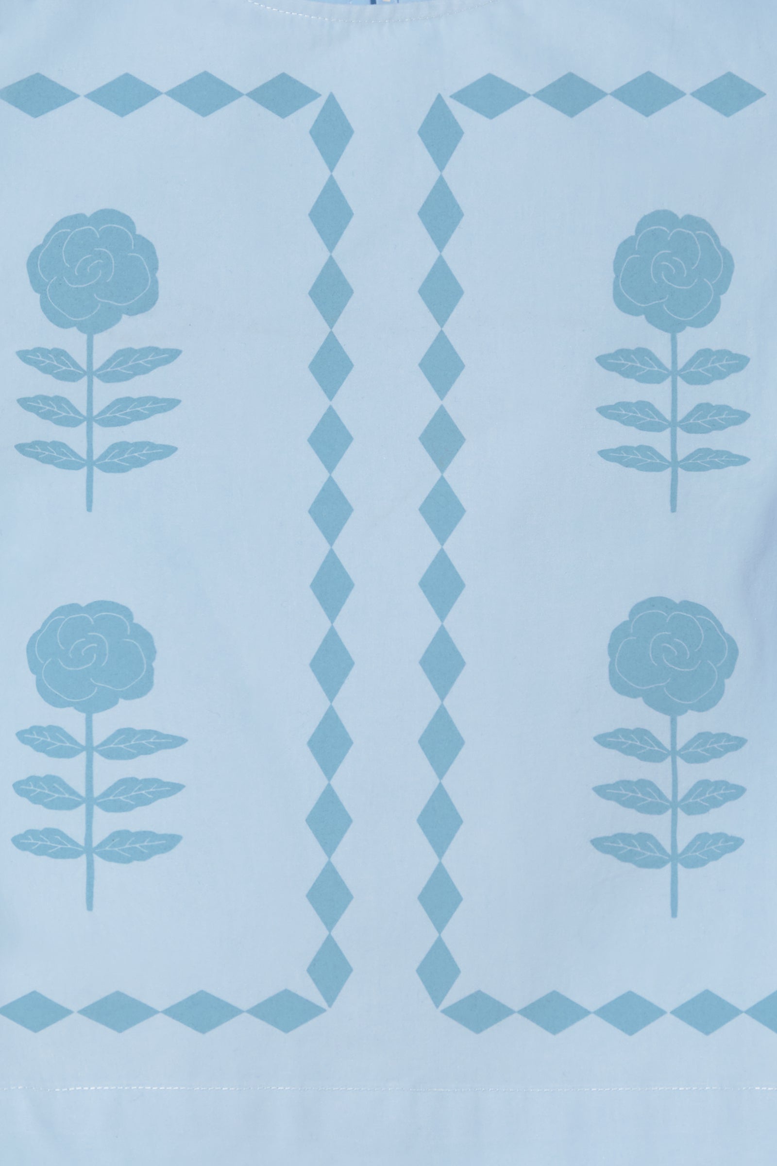 FLOWERS TOP
